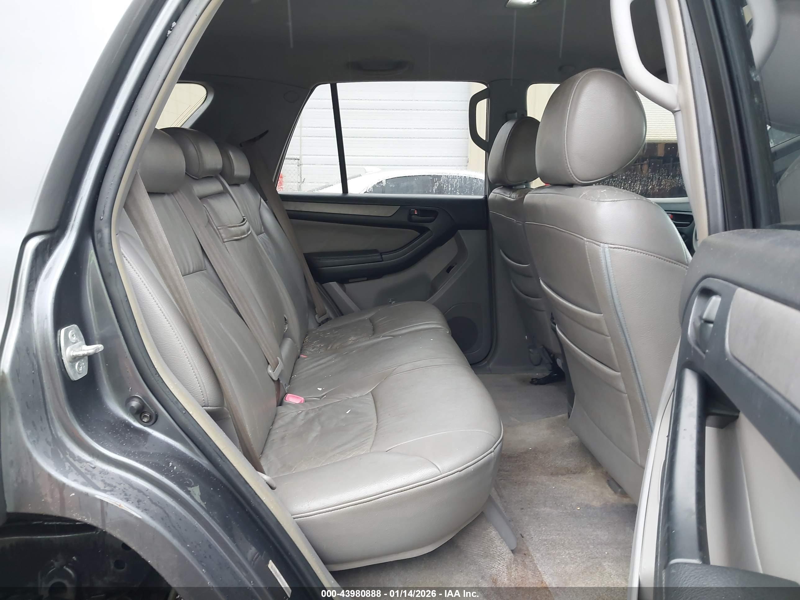TOYOTA 4RUNNER image 8
