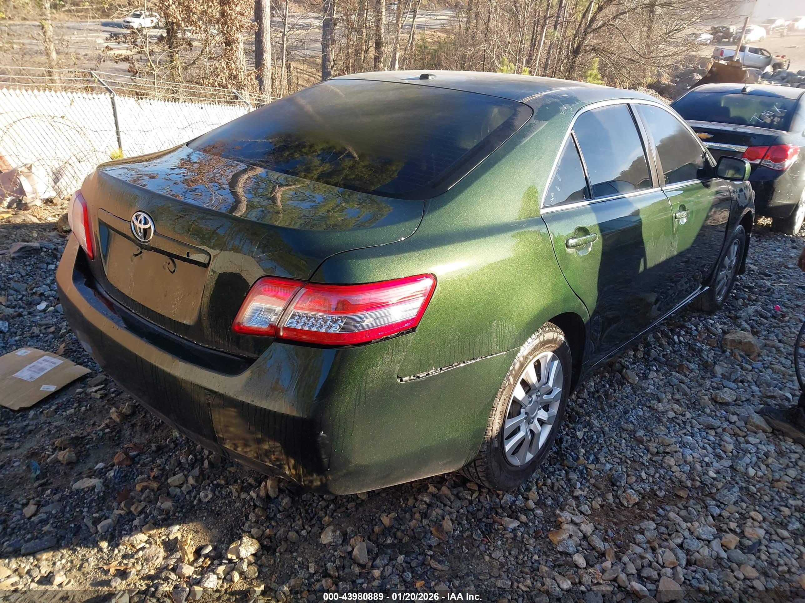 TOYOTA CAMRY image 4