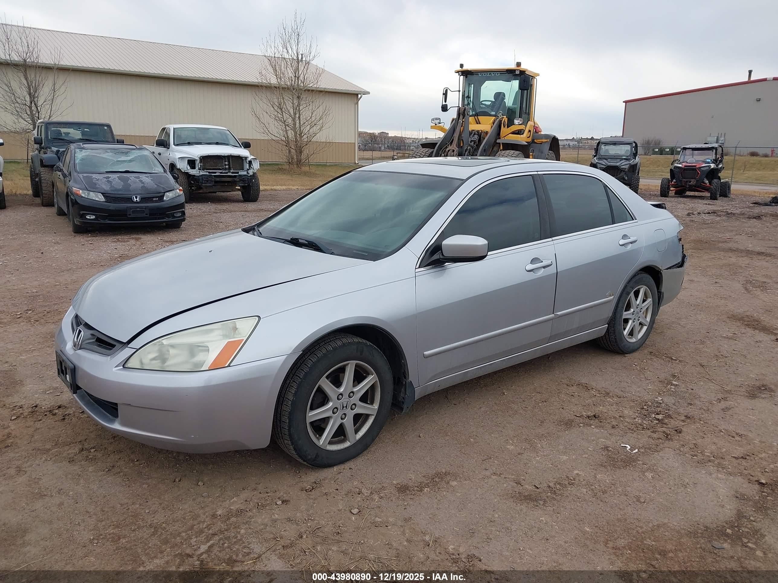 HONDA ACCORD image 2