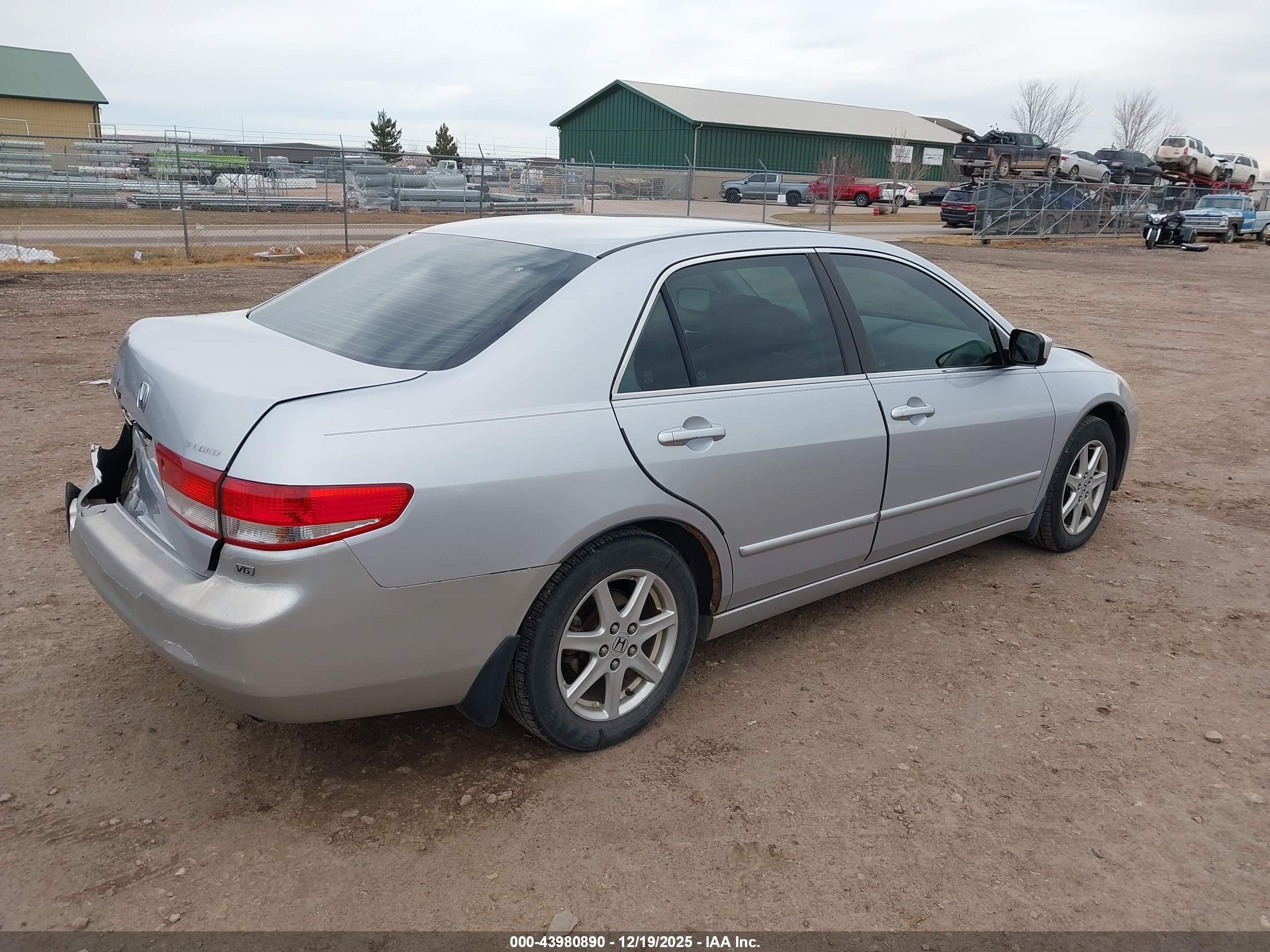 HONDA ACCORD image 4