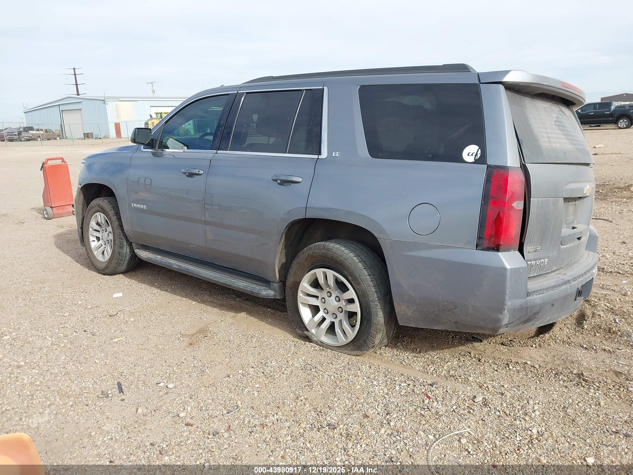 CHEVROLET TAHOE image 3