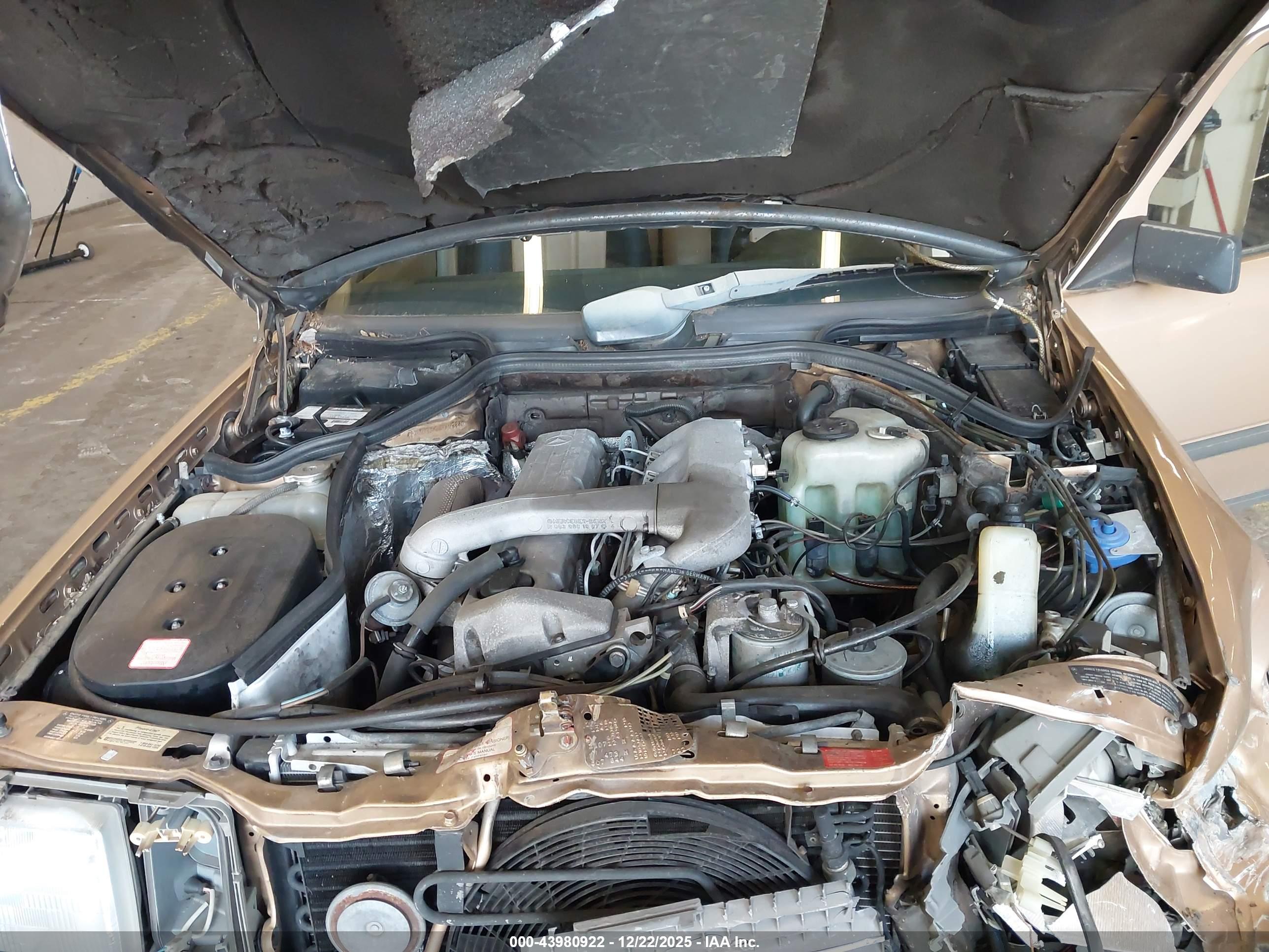 MERCEDES-BENZ 300 image 10