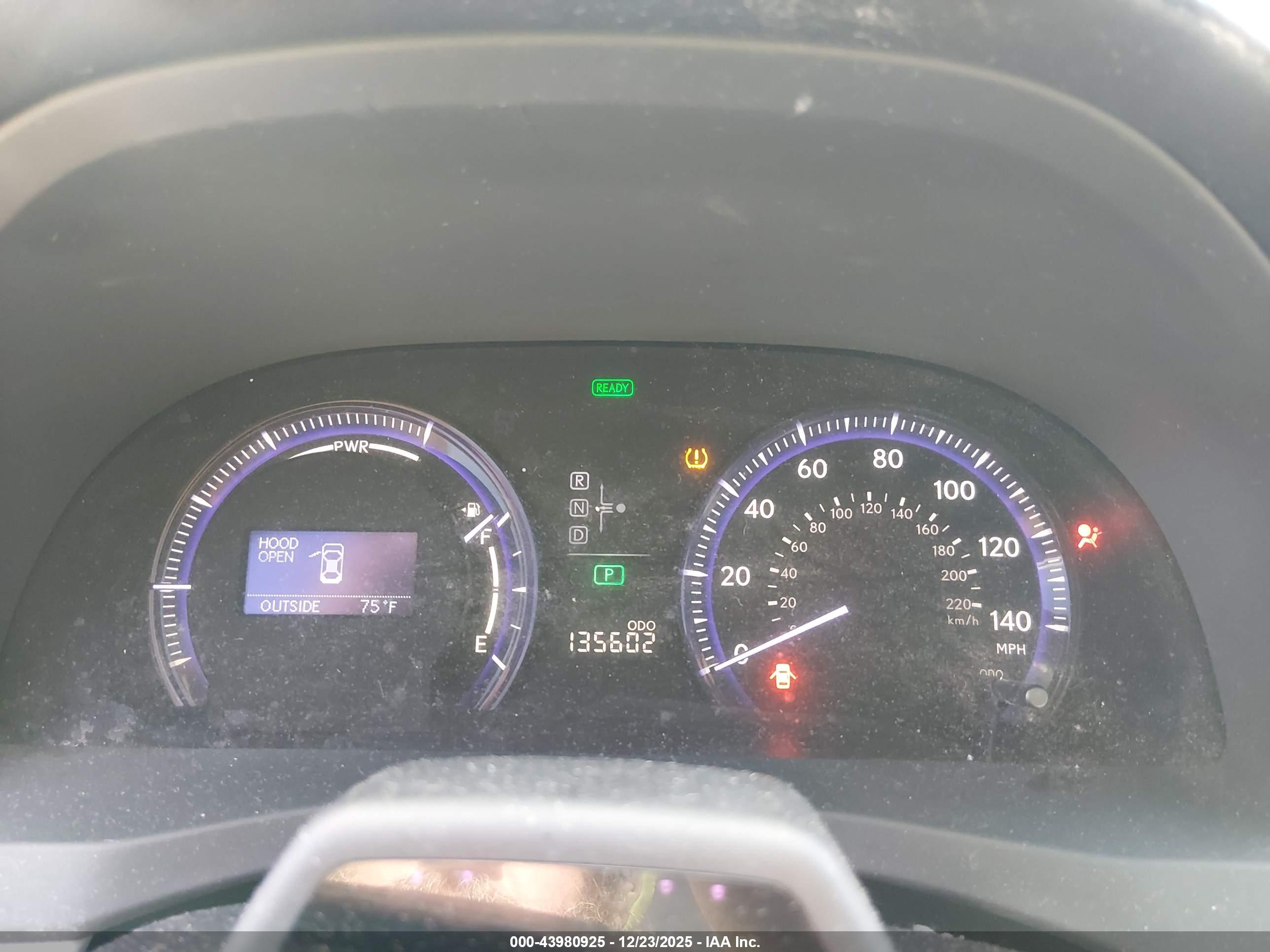 LEXUS HS image 7