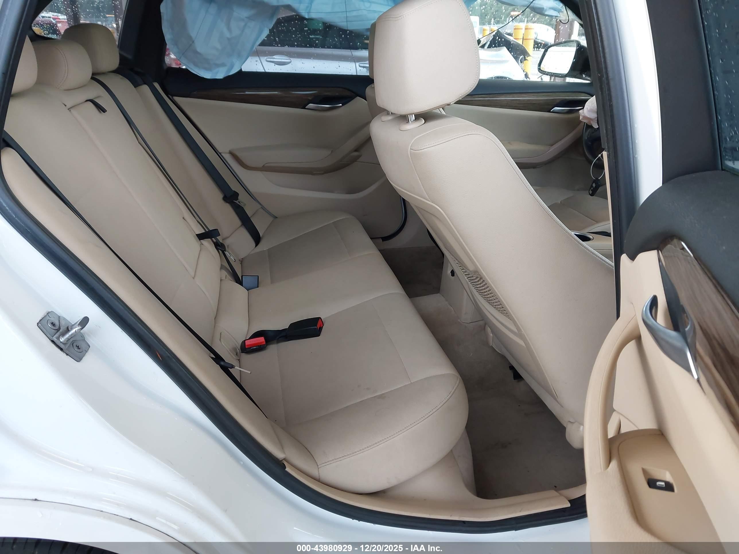 BMW X1 image 8
