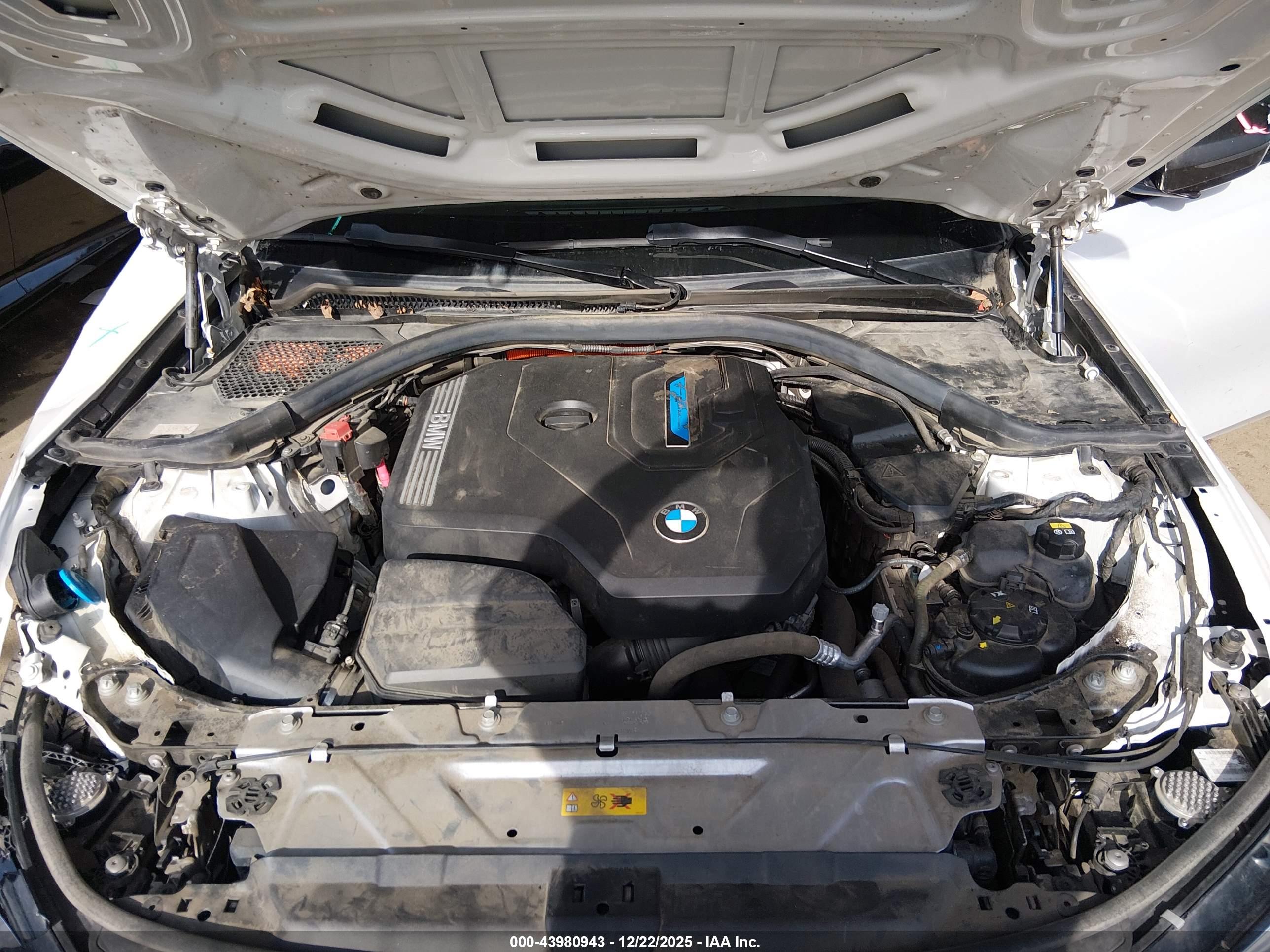 BMW 3 image 10