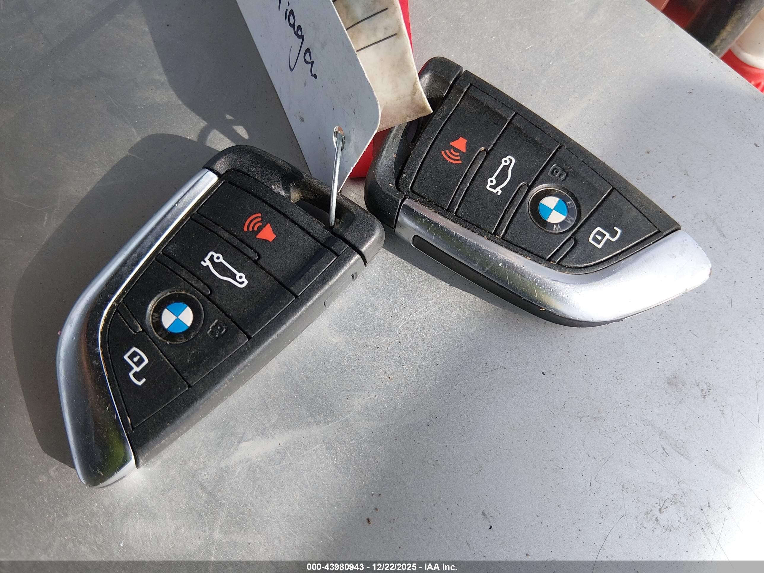 BMW 3 image 11
