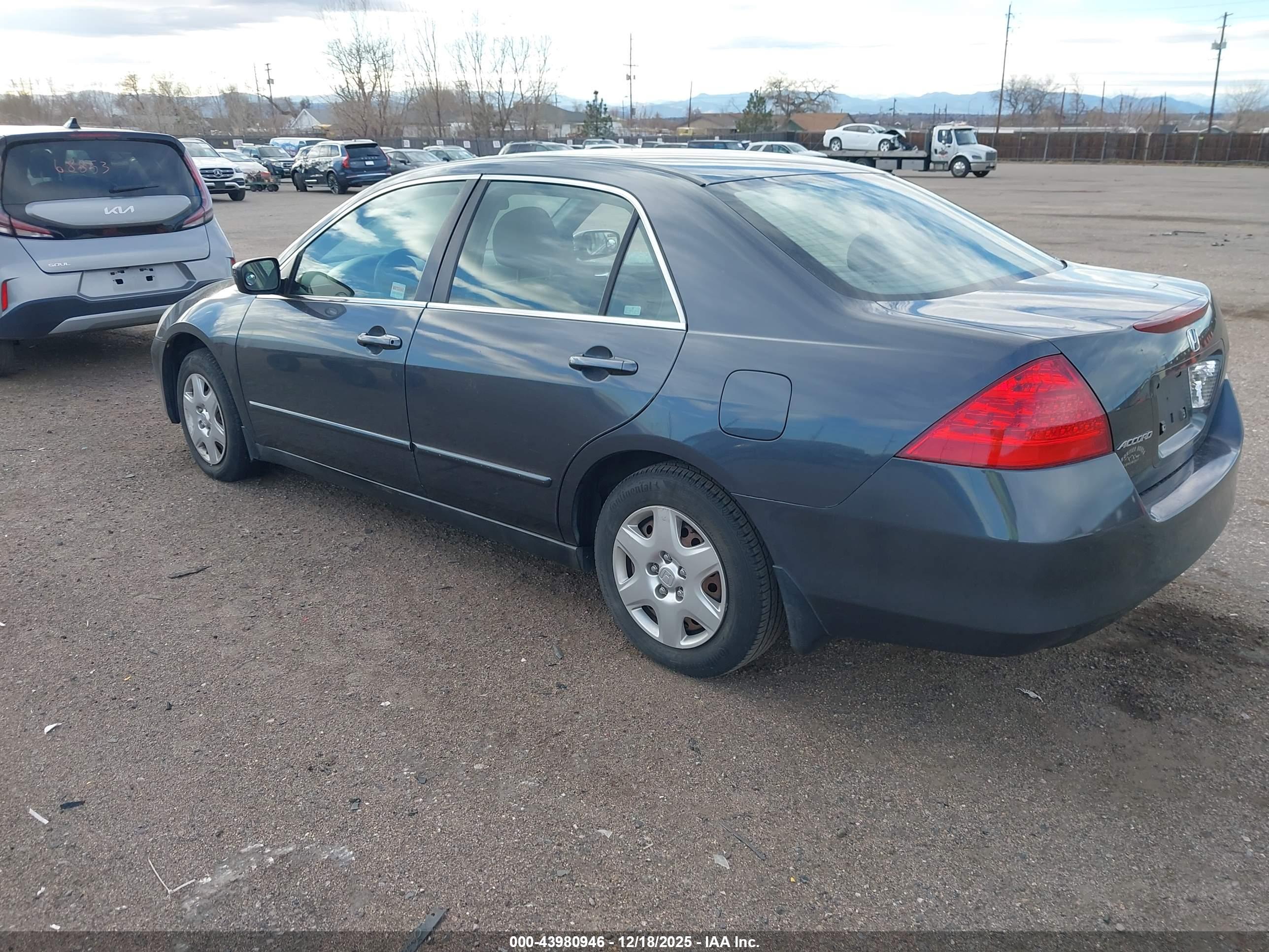 HONDA ACCORD image 3