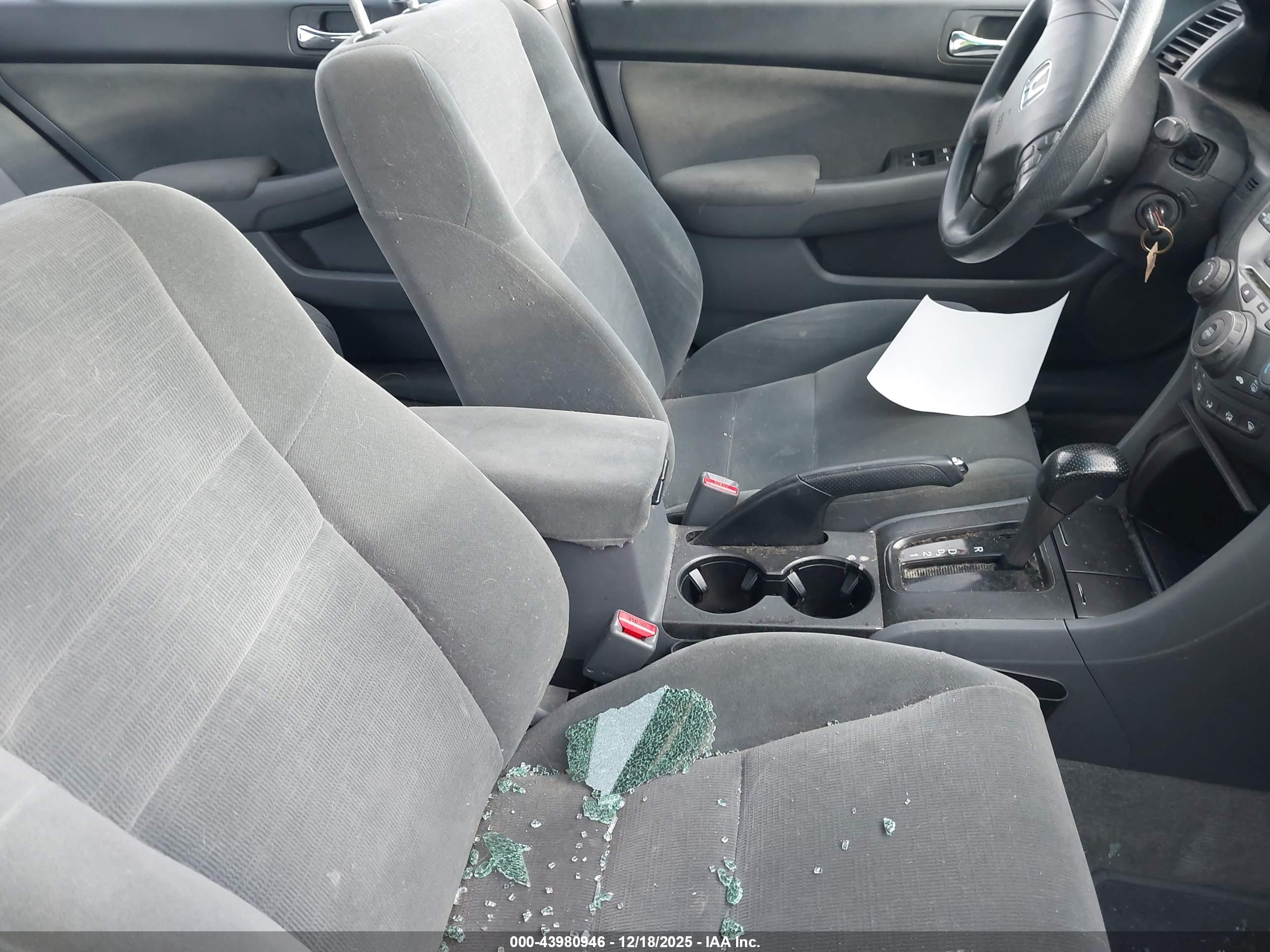 HONDA ACCORD image 5