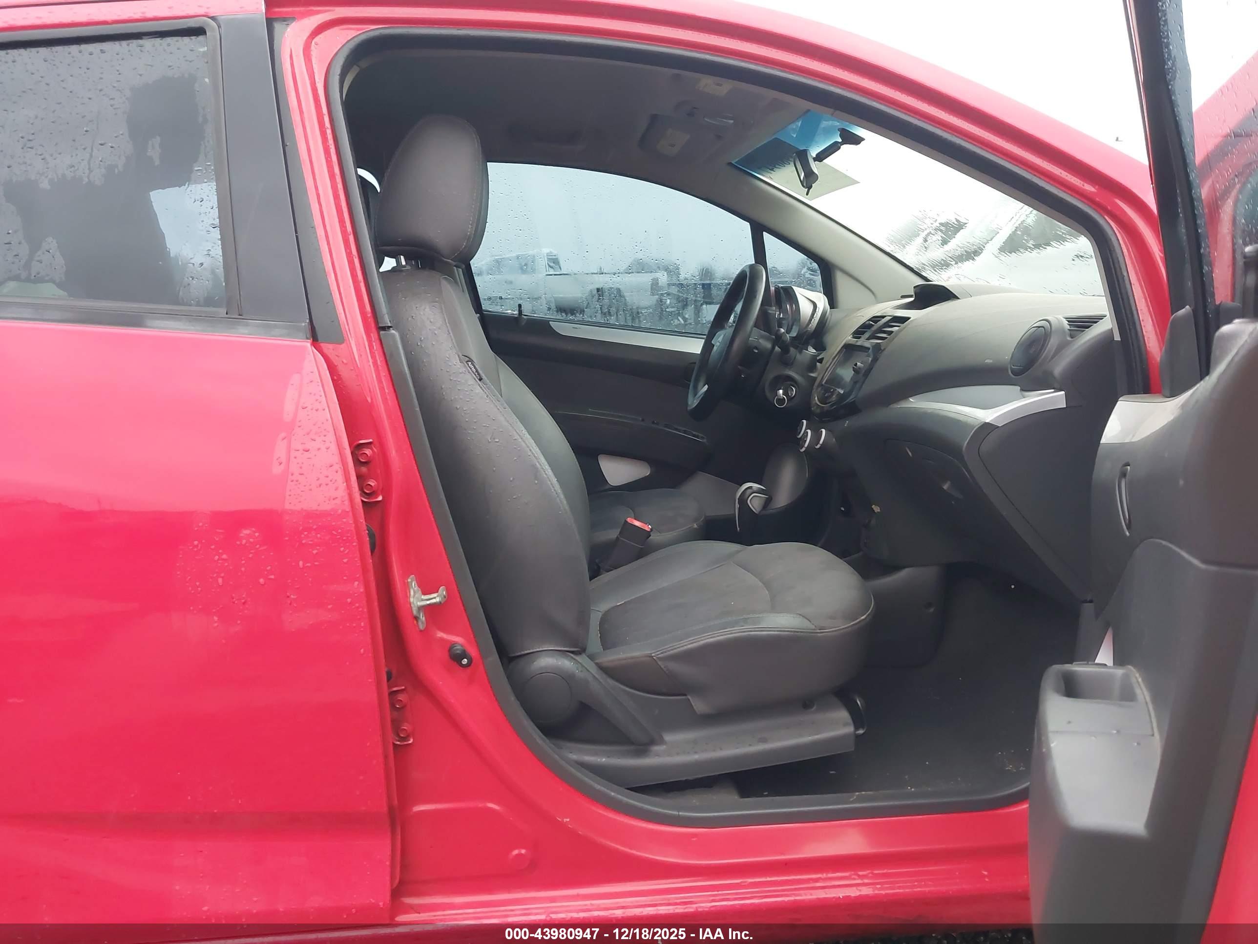 CHEVROLET SPARK image 5