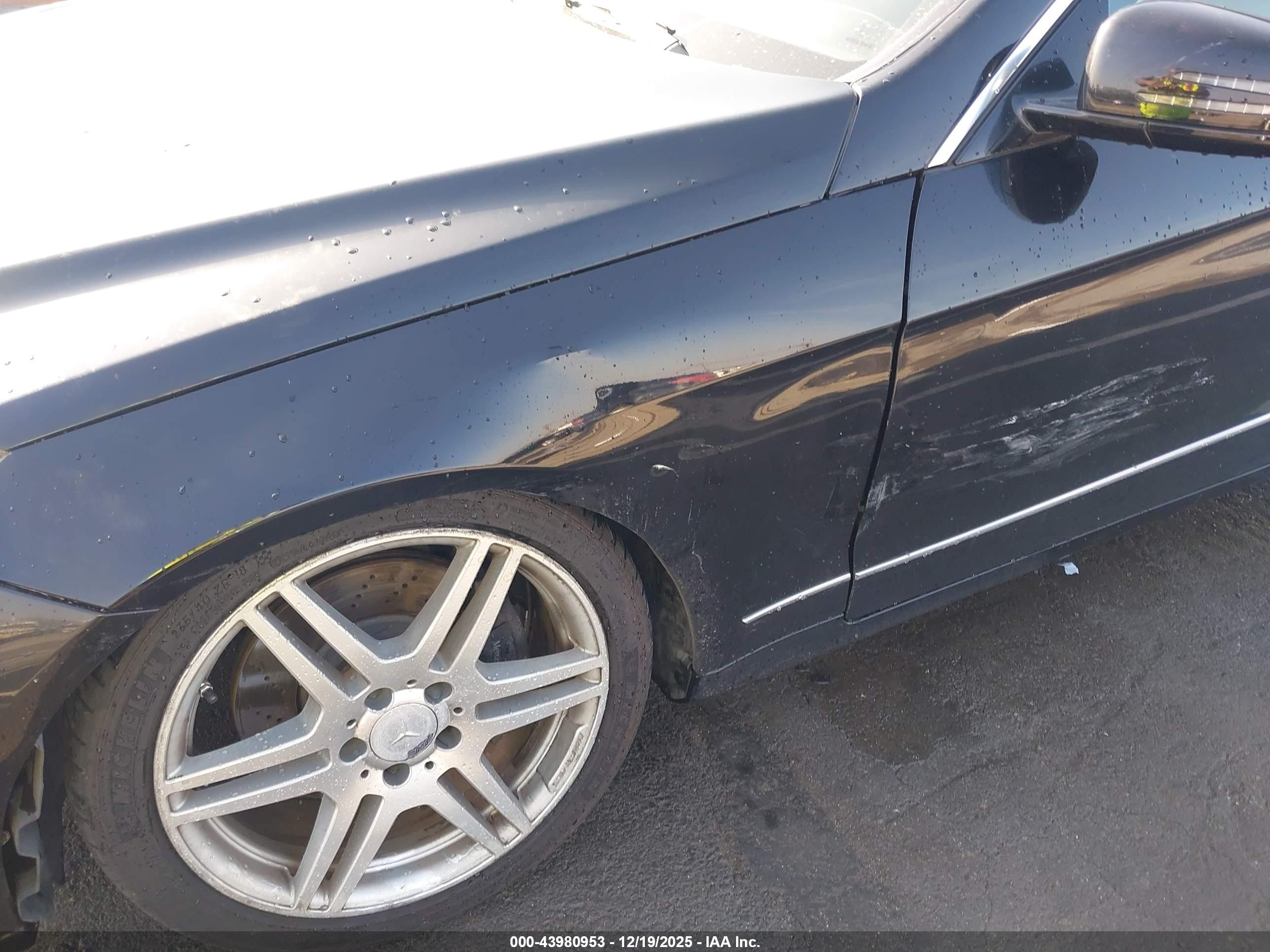 MERCEDES-BENZ E image 6