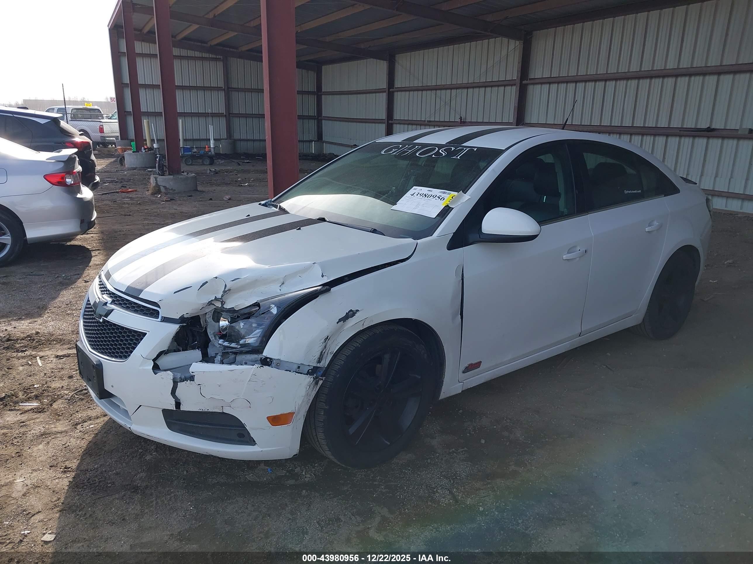CHEVROLET CRUZE image 2