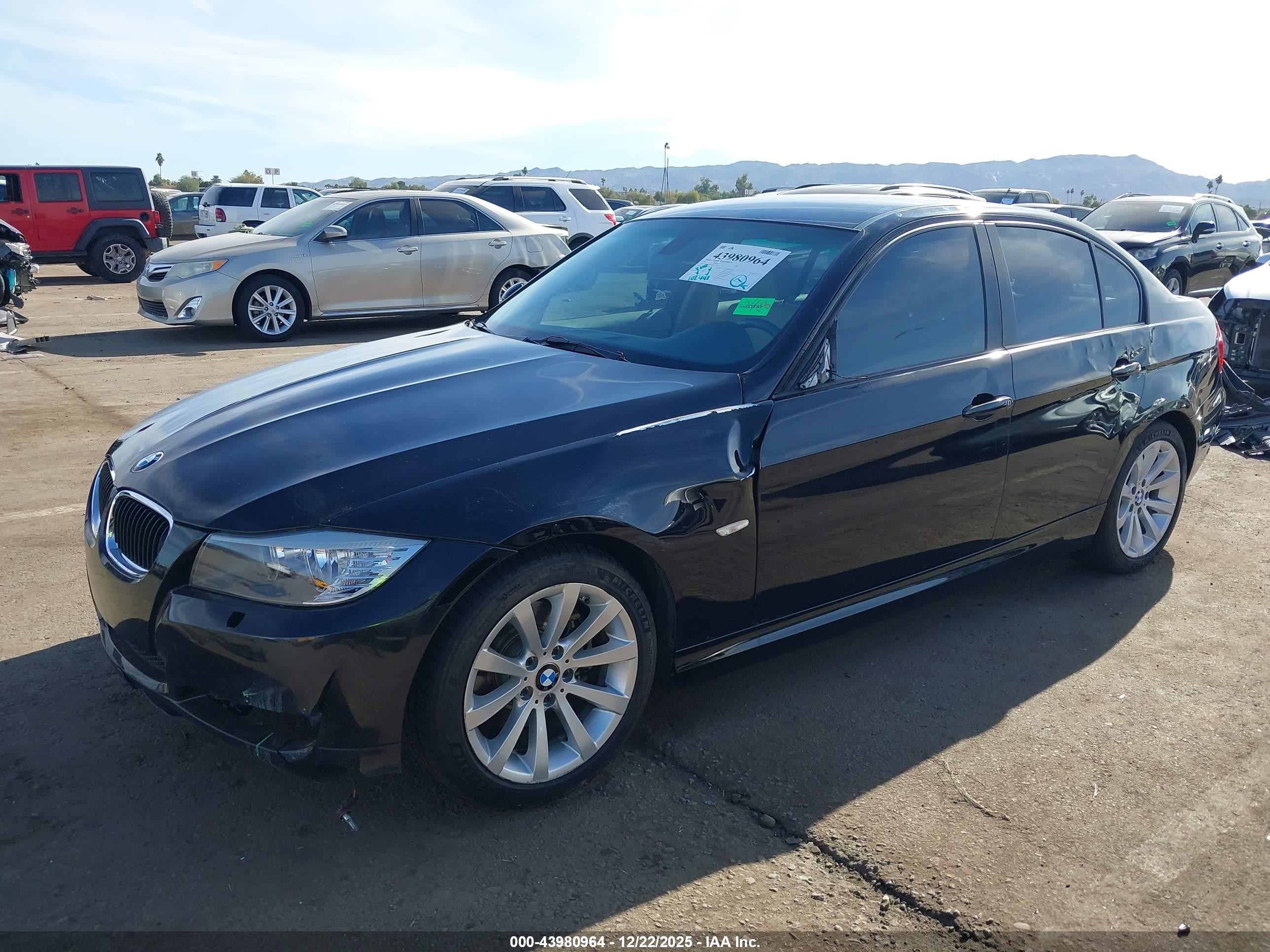 BMW 328I image 2