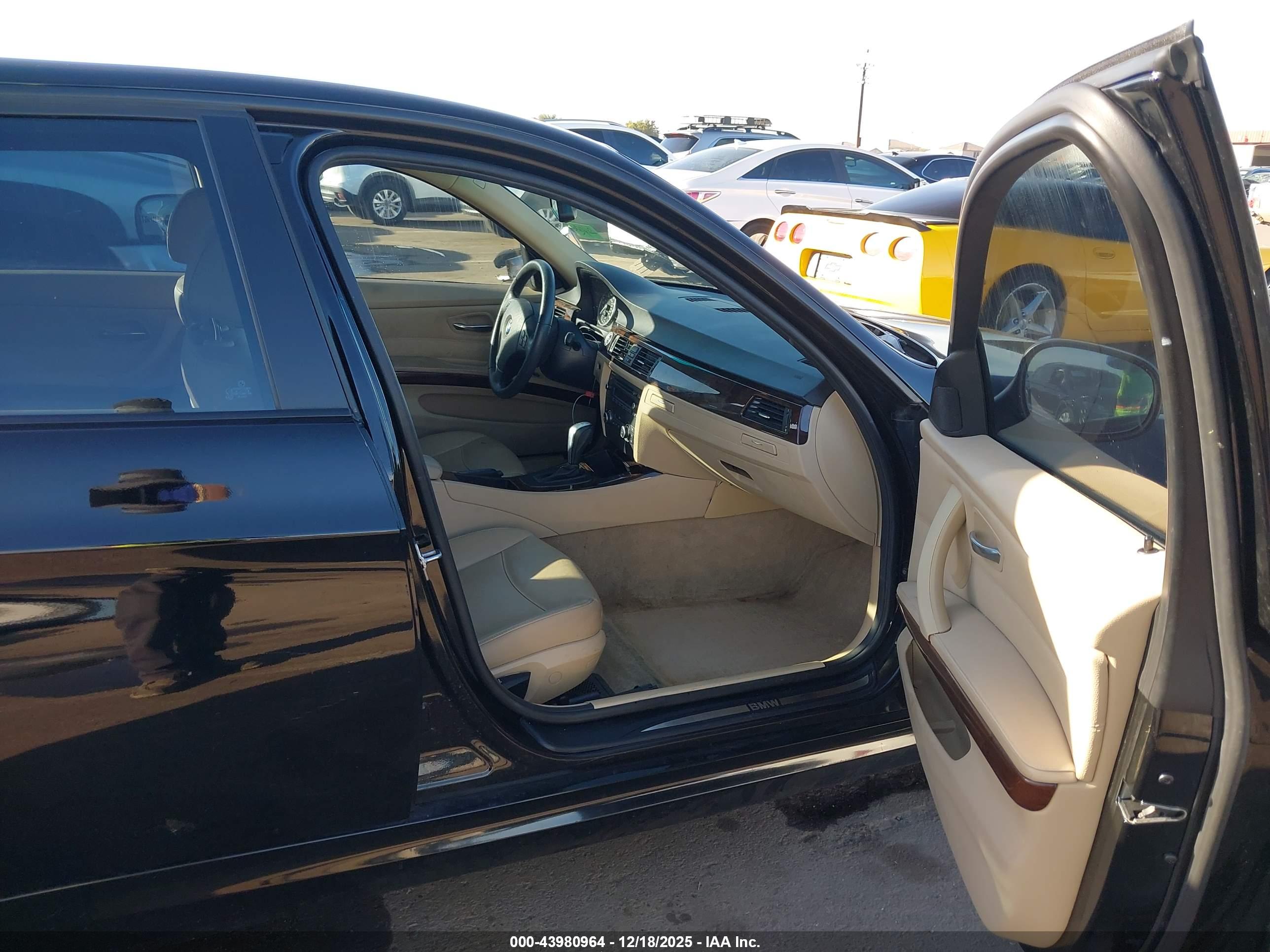 BMW 328I image 5