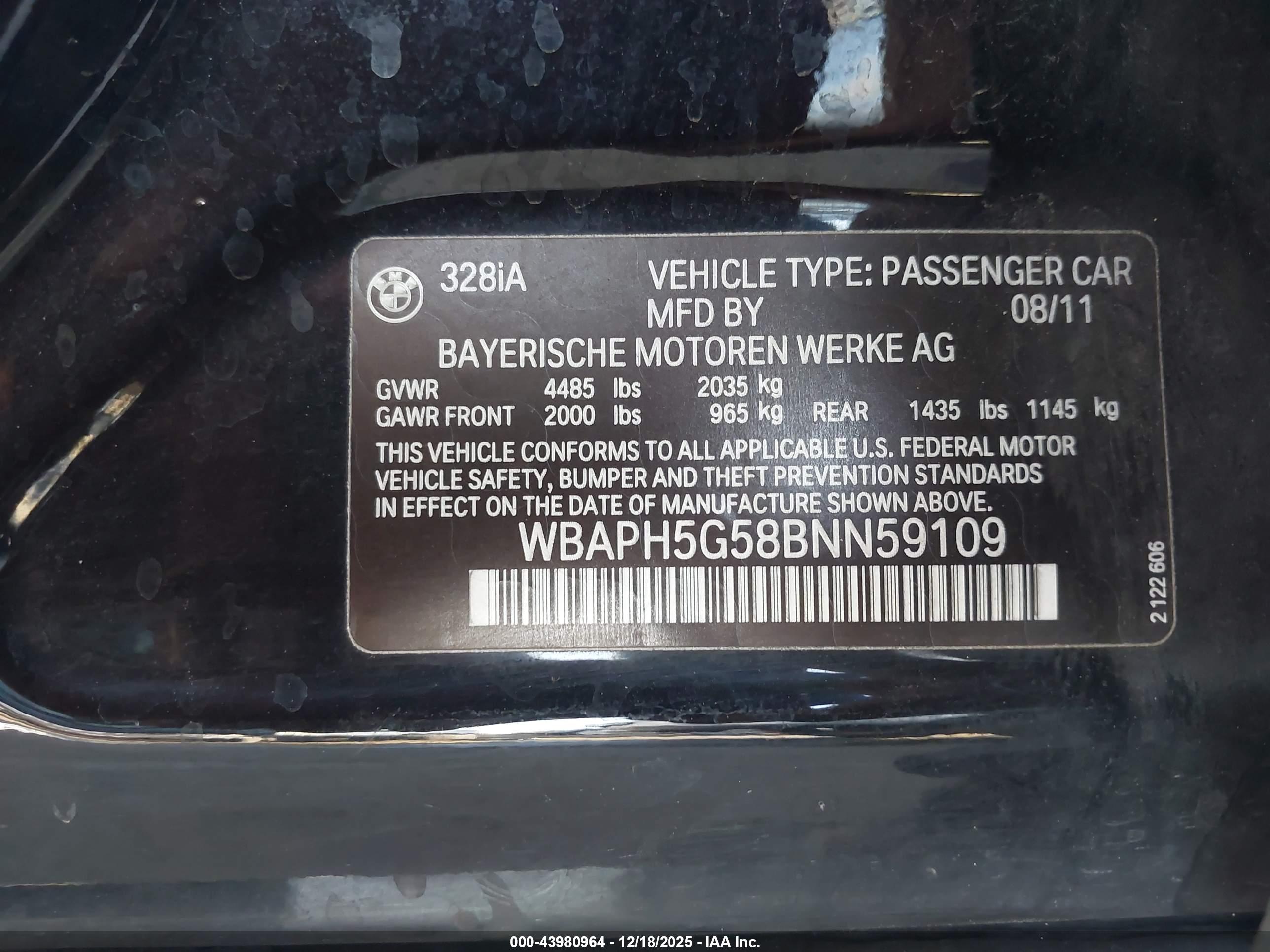 BMW 328I image 9
