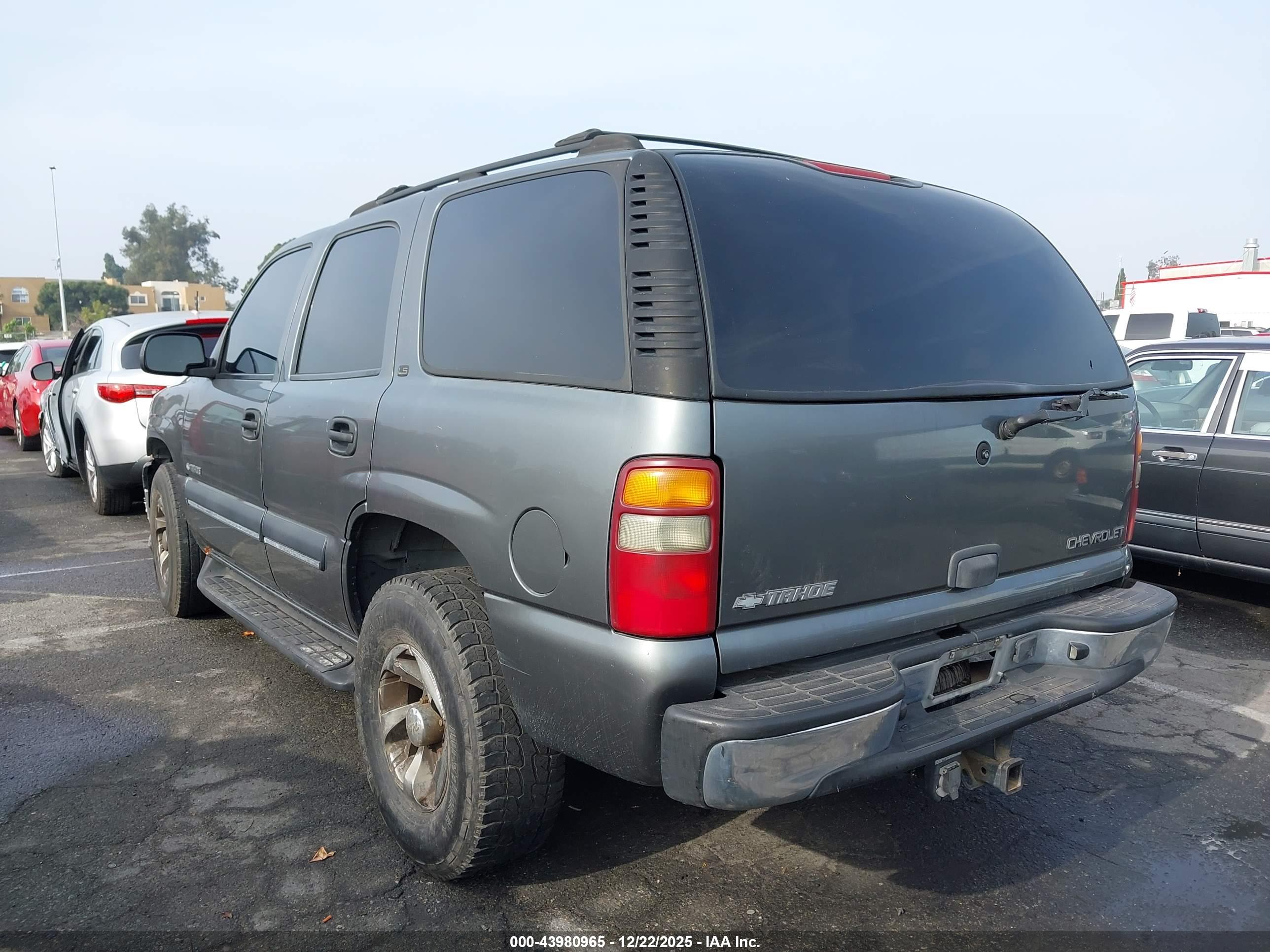 CHEVROLET TAHOE image 3