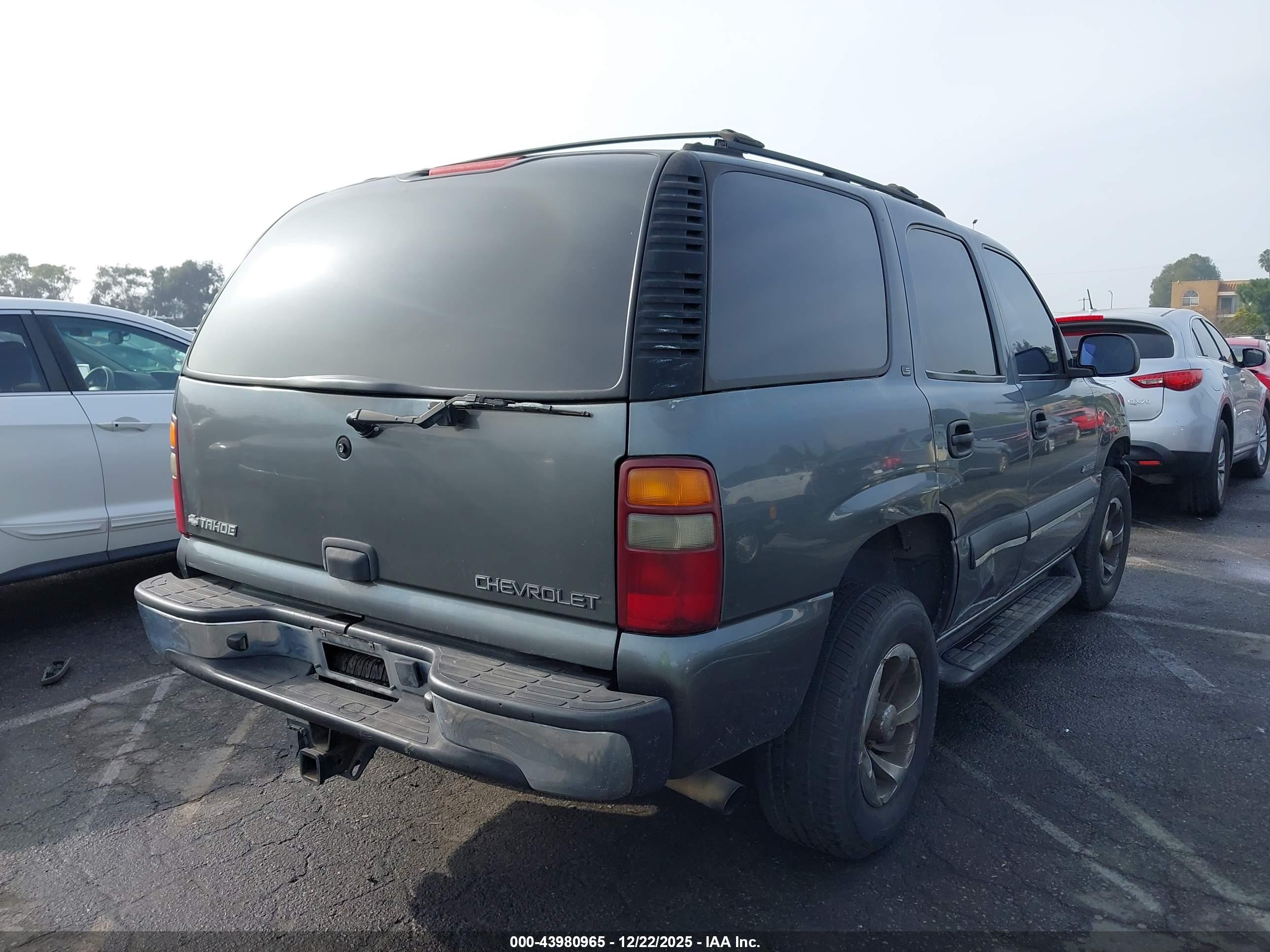 CHEVROLET TAHOE image 4