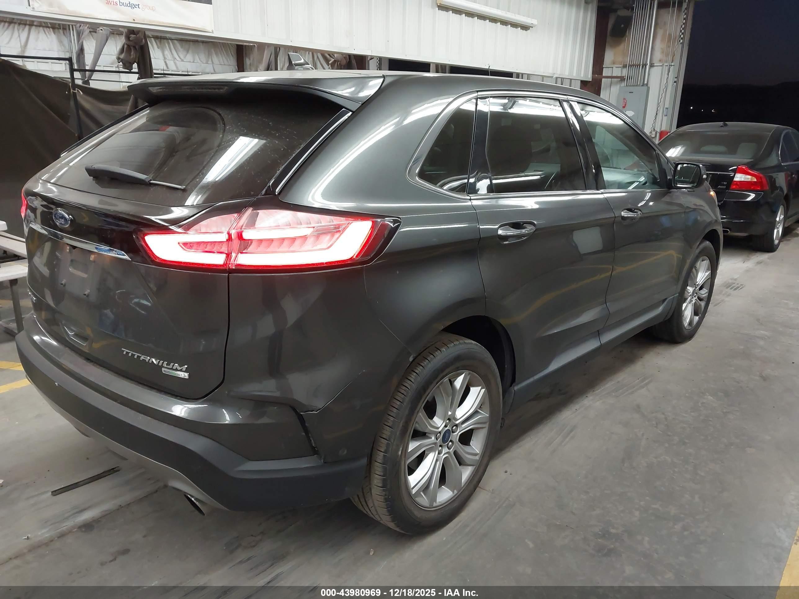 FORD EDGE image 4