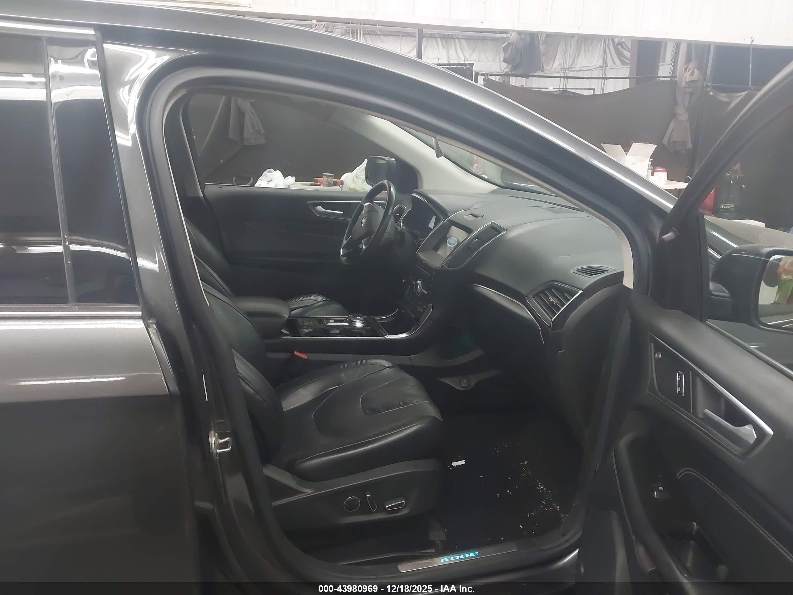 FORD EDGE image 5
