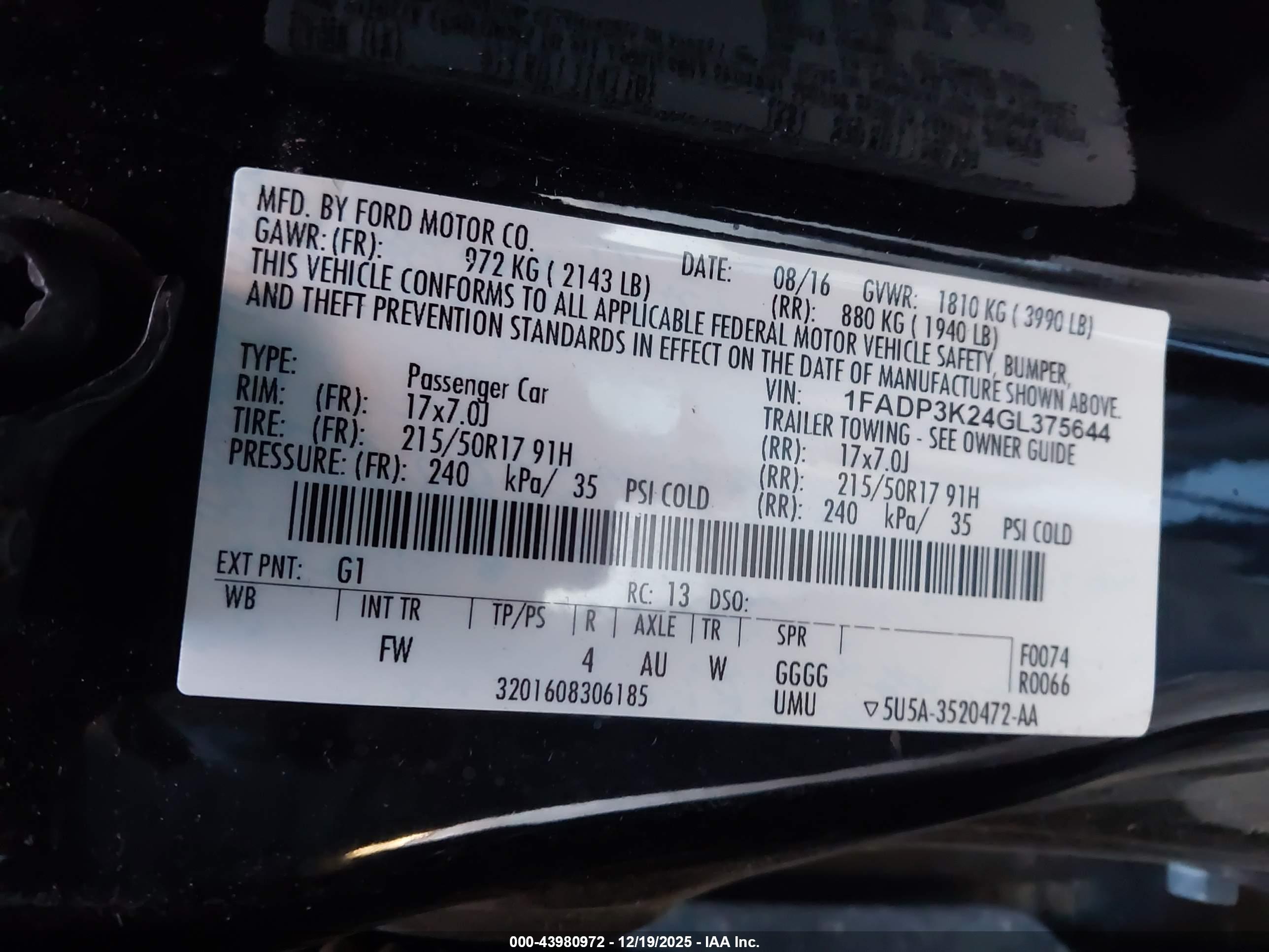 FORD FOCUS image 9