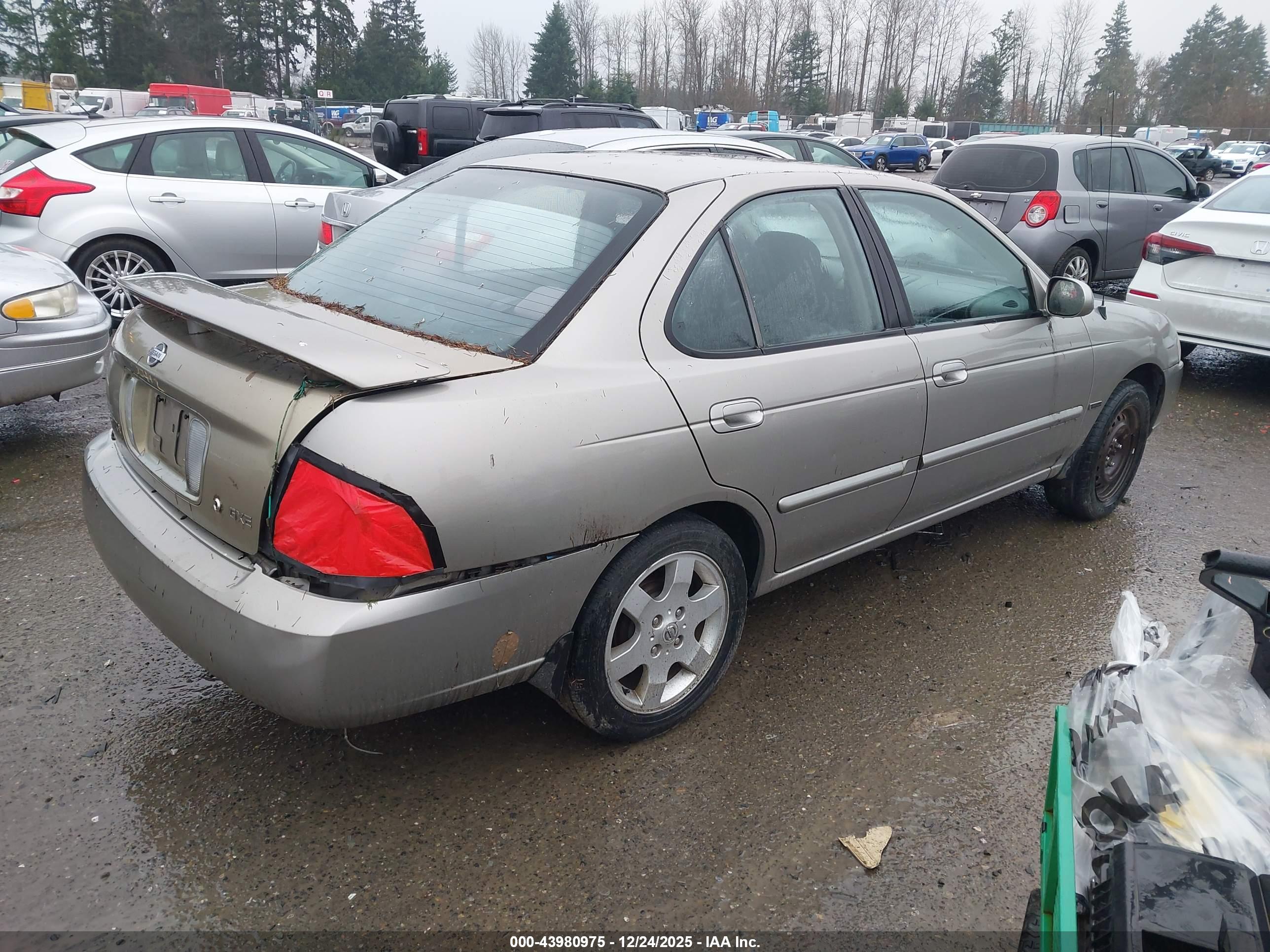 NISSAN SENTRA image 4