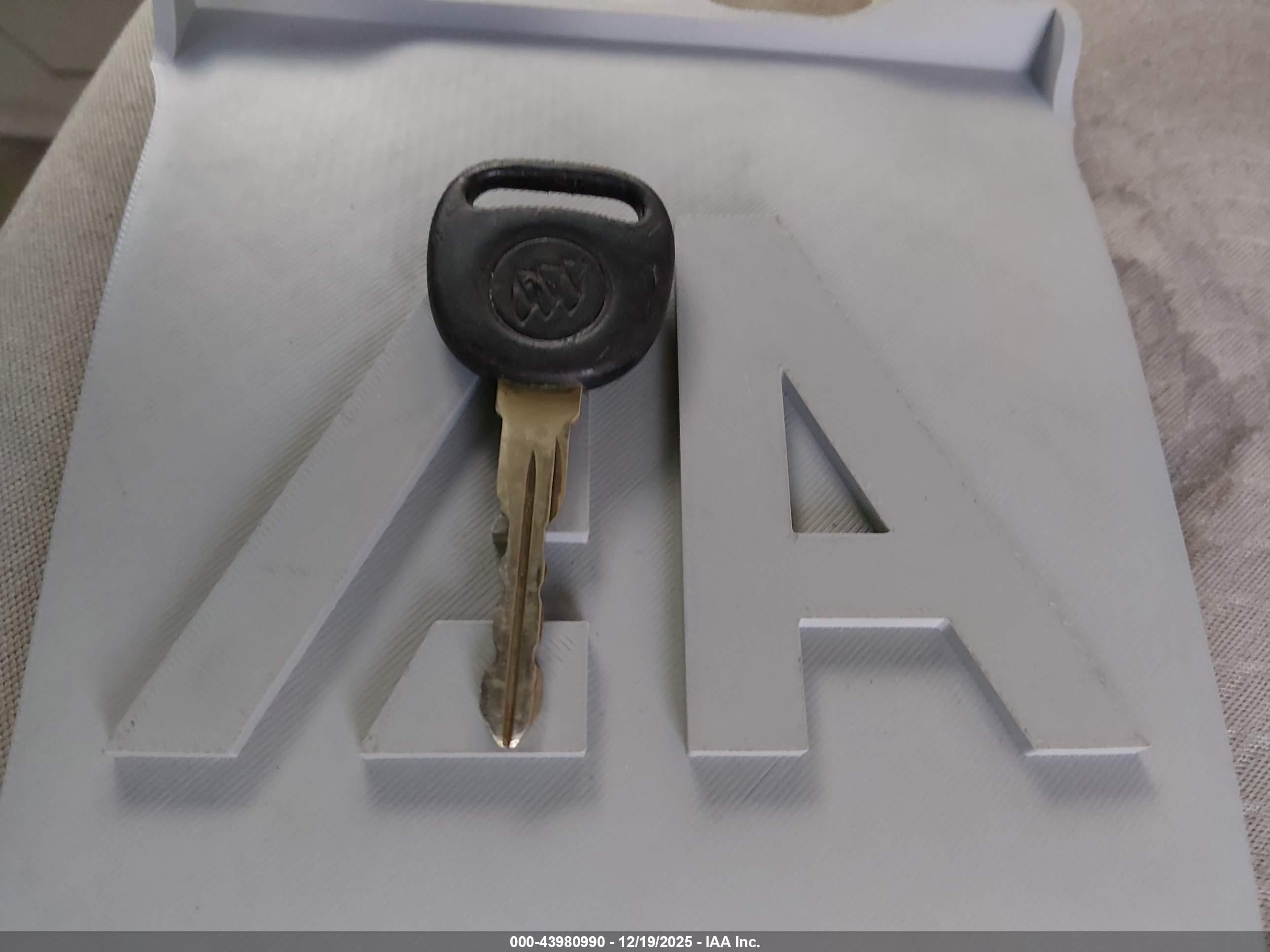 BUICK RENDEZVOUS image 11