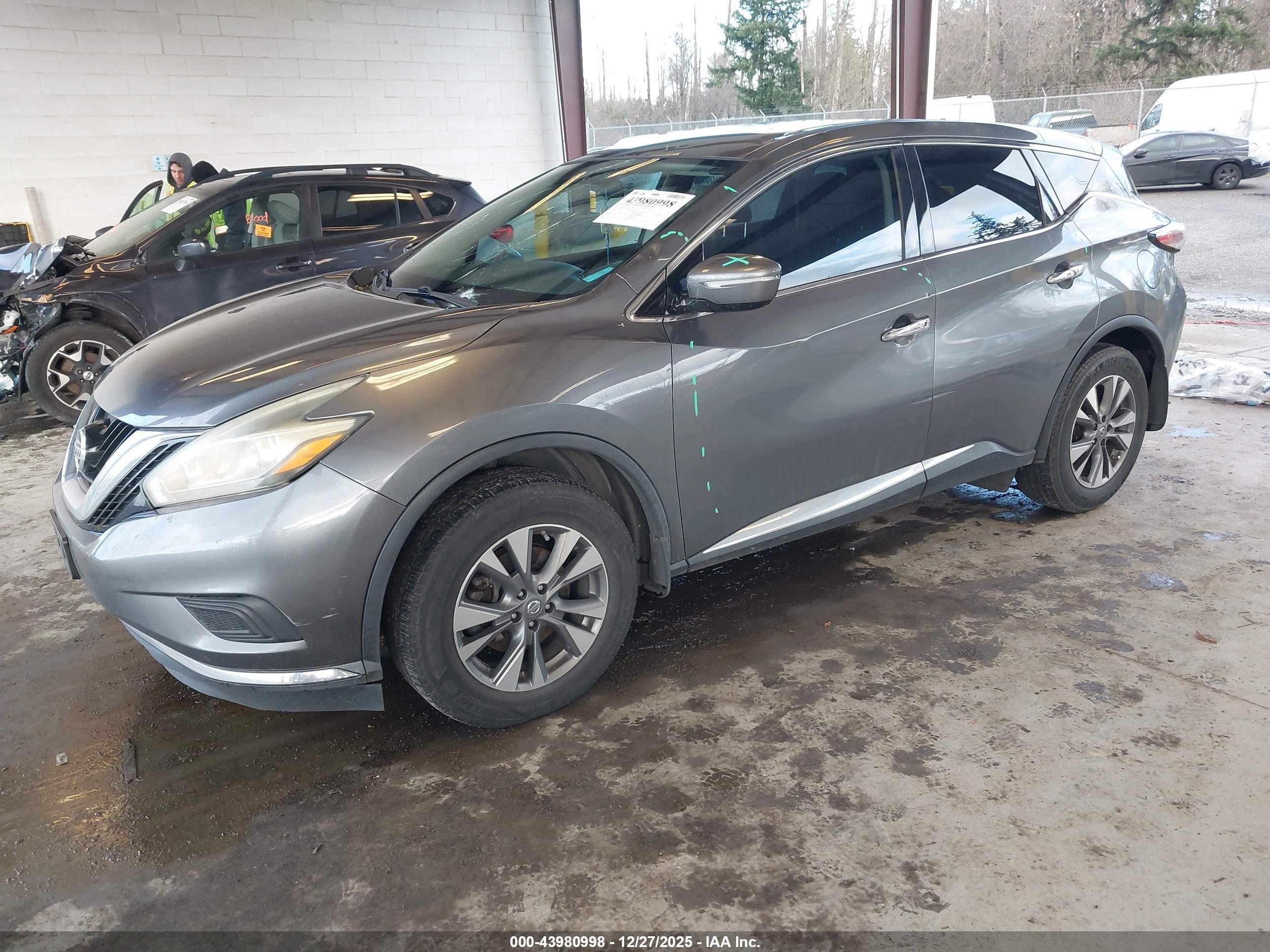 NISSAN MURANO image 2