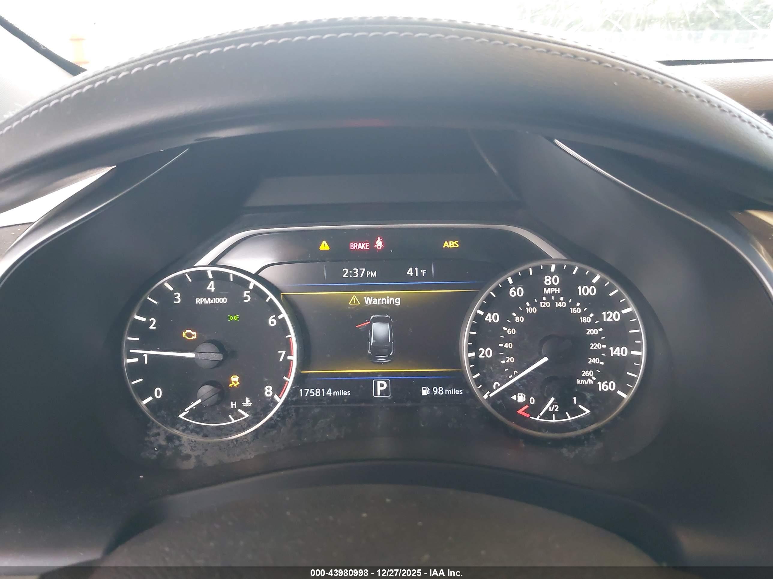 NISSAN MURANO image 7