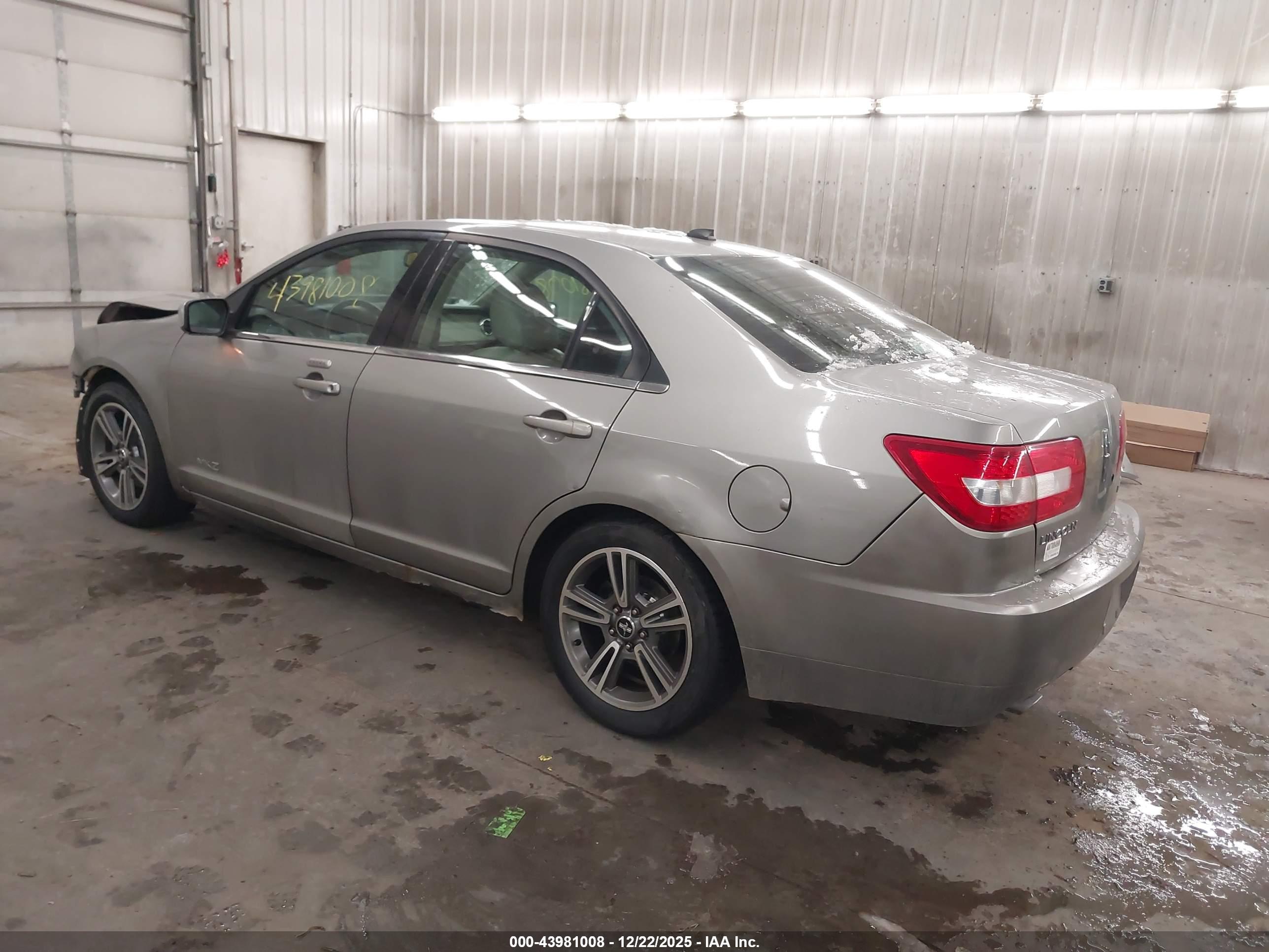 LINCOLN MKZ image 3
