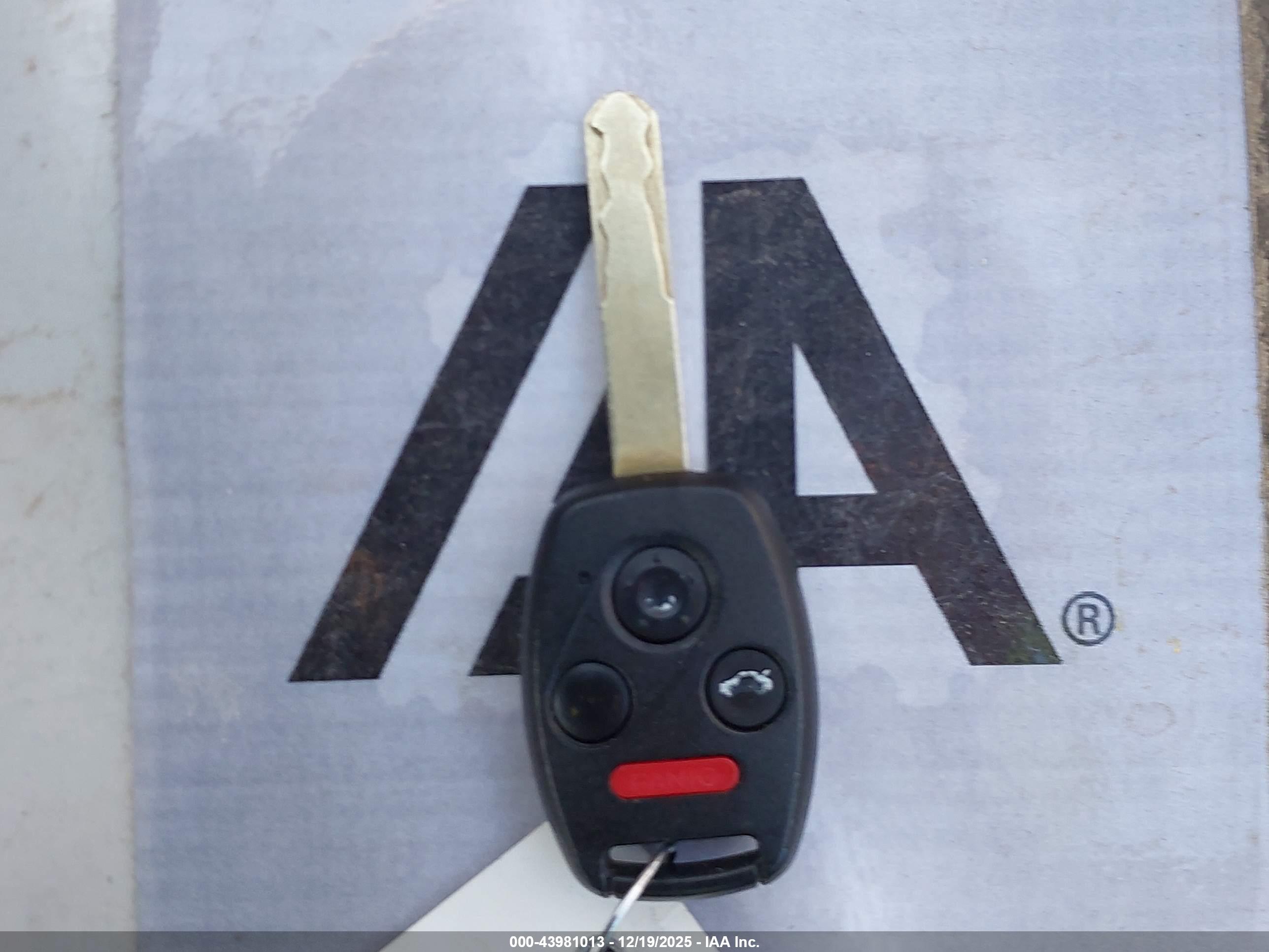 HONDA ACCORD image 11