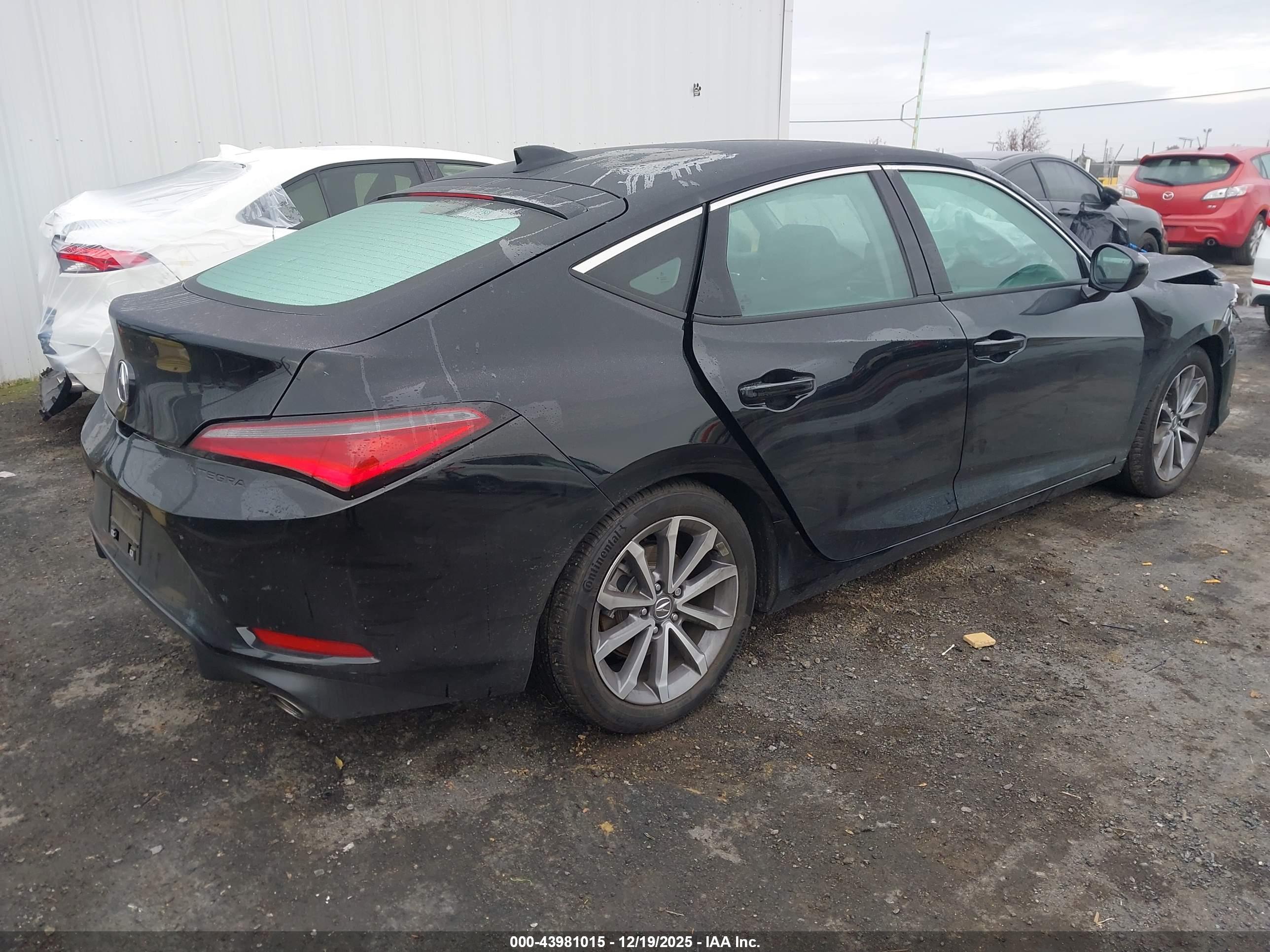 ACURA INTEGRA image 4