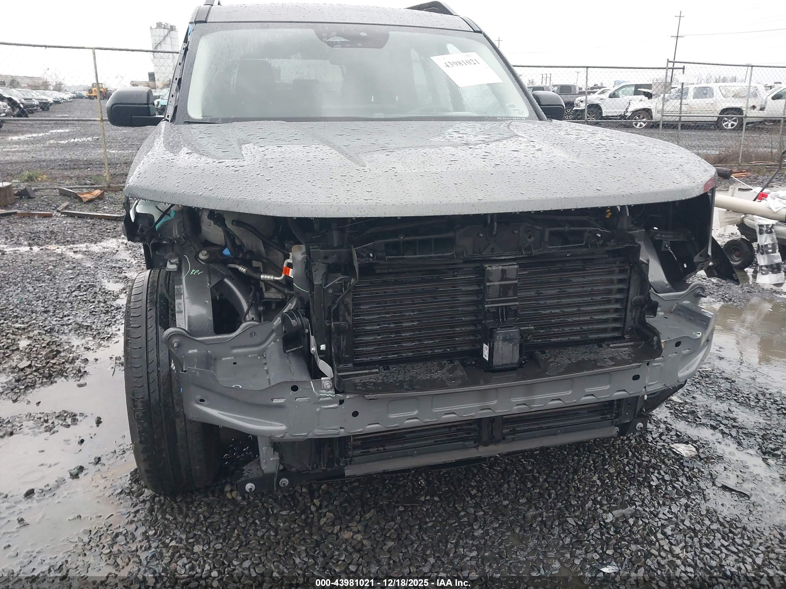 FORD BRONCO image 6