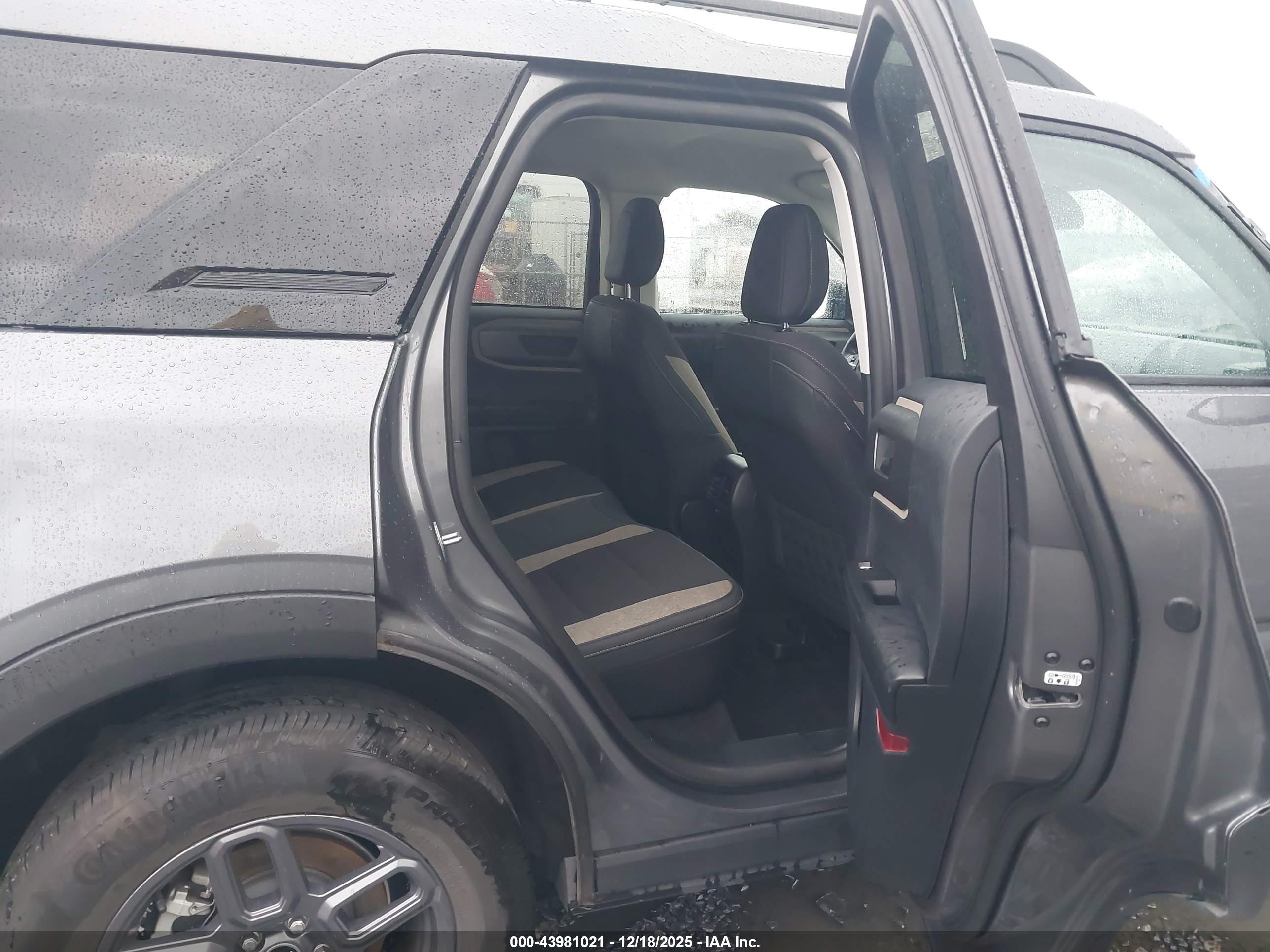FORD BRONCO image 8