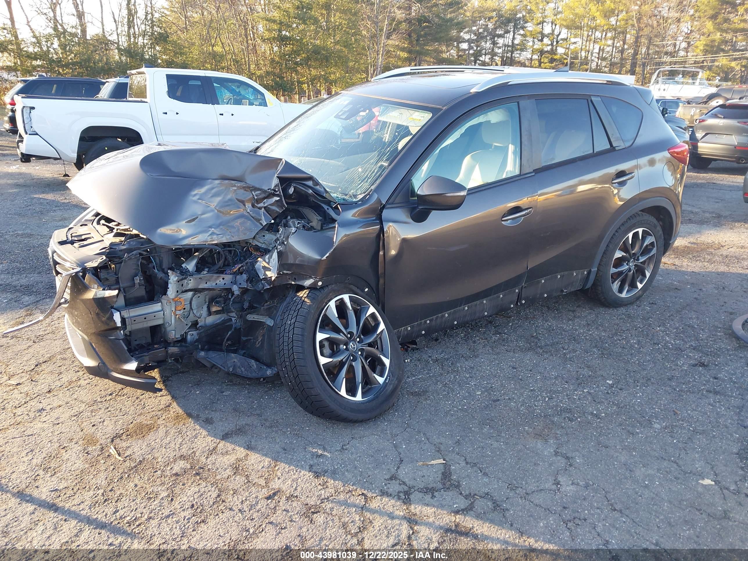 MAZDA CX-5 image 2
