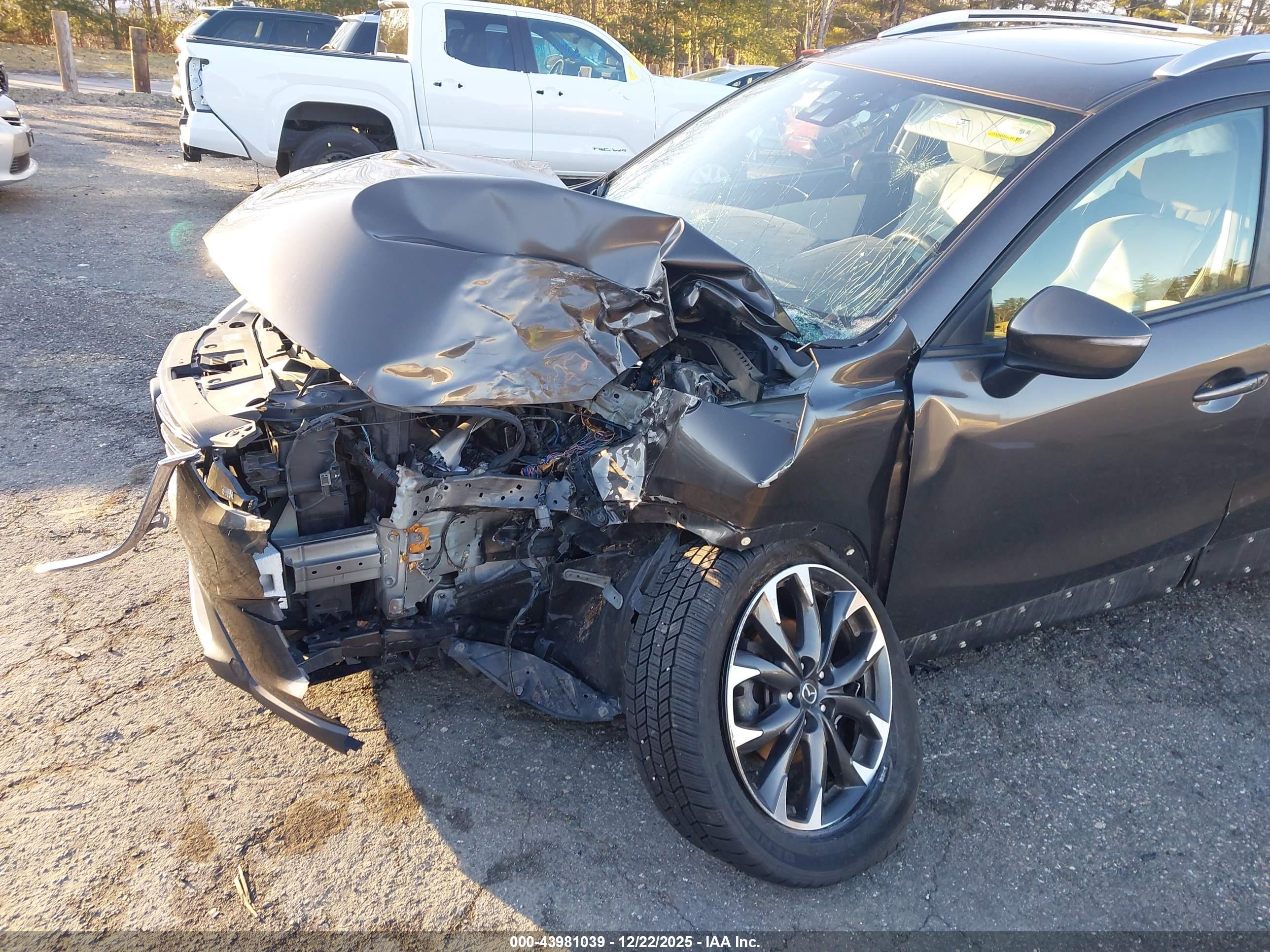 MAZDA CX-5 image 6