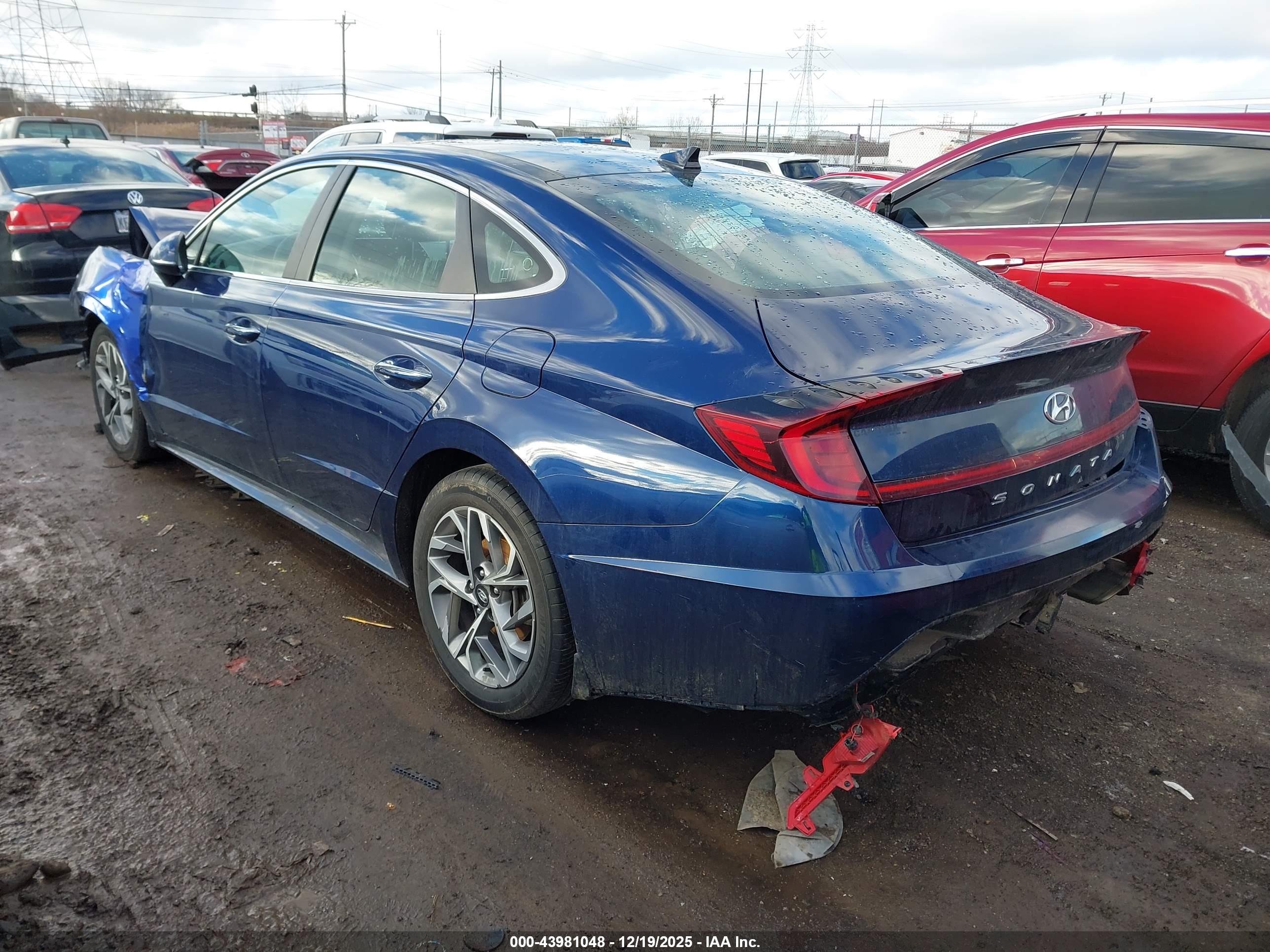 HYUNDAI SONATA image 3