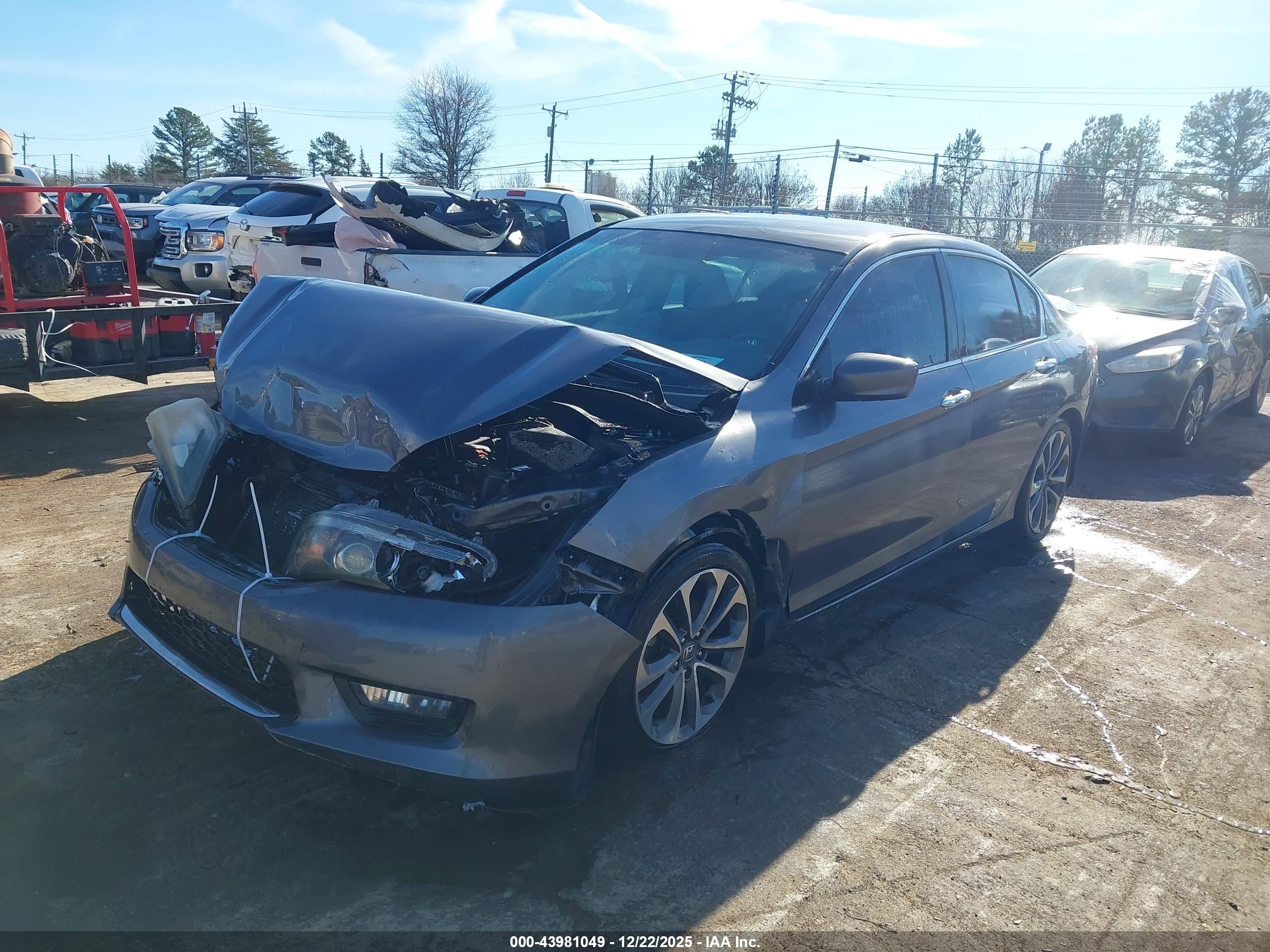 HONDA ACCORD image 2