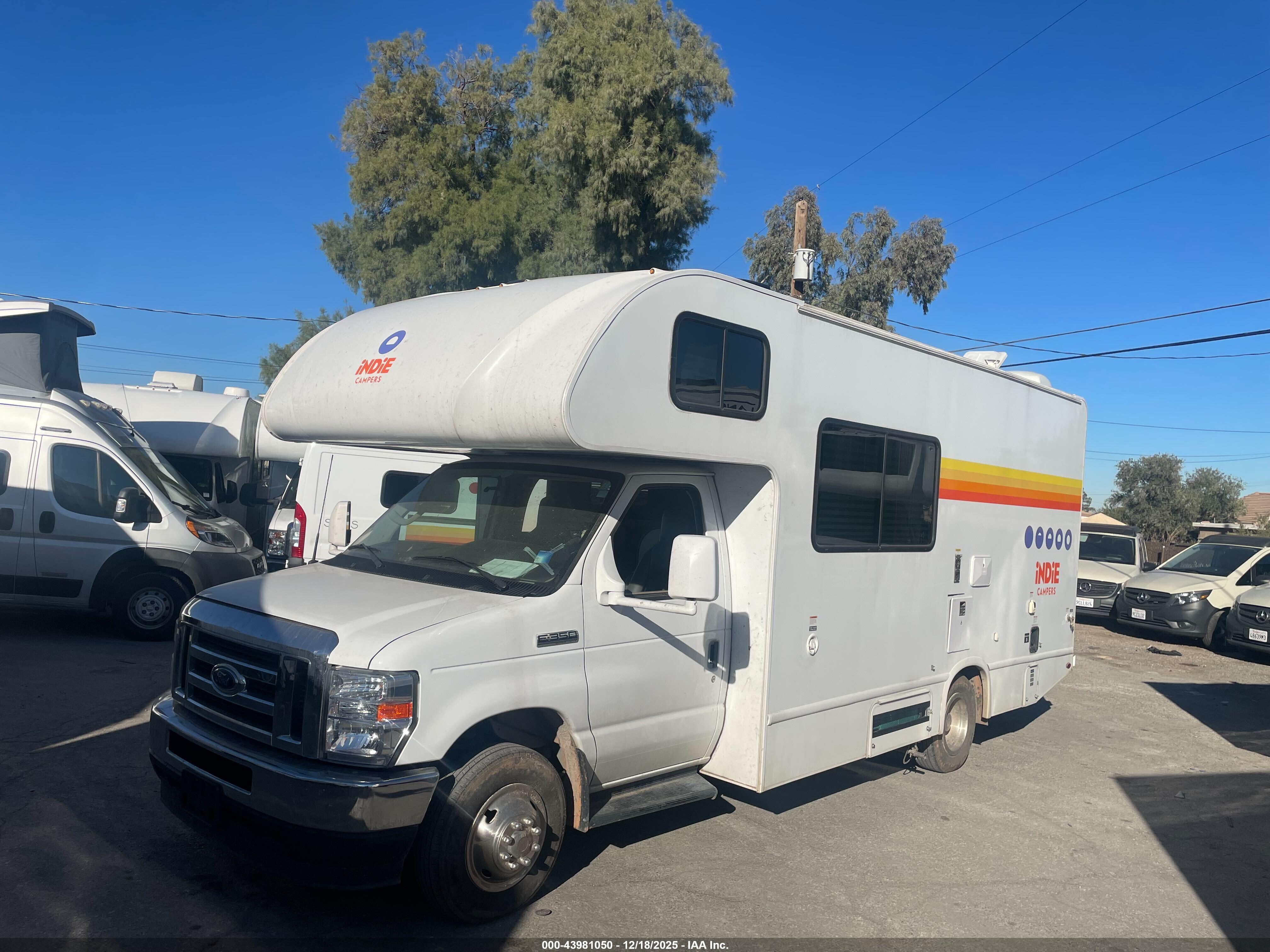 FORD E-350 image 2