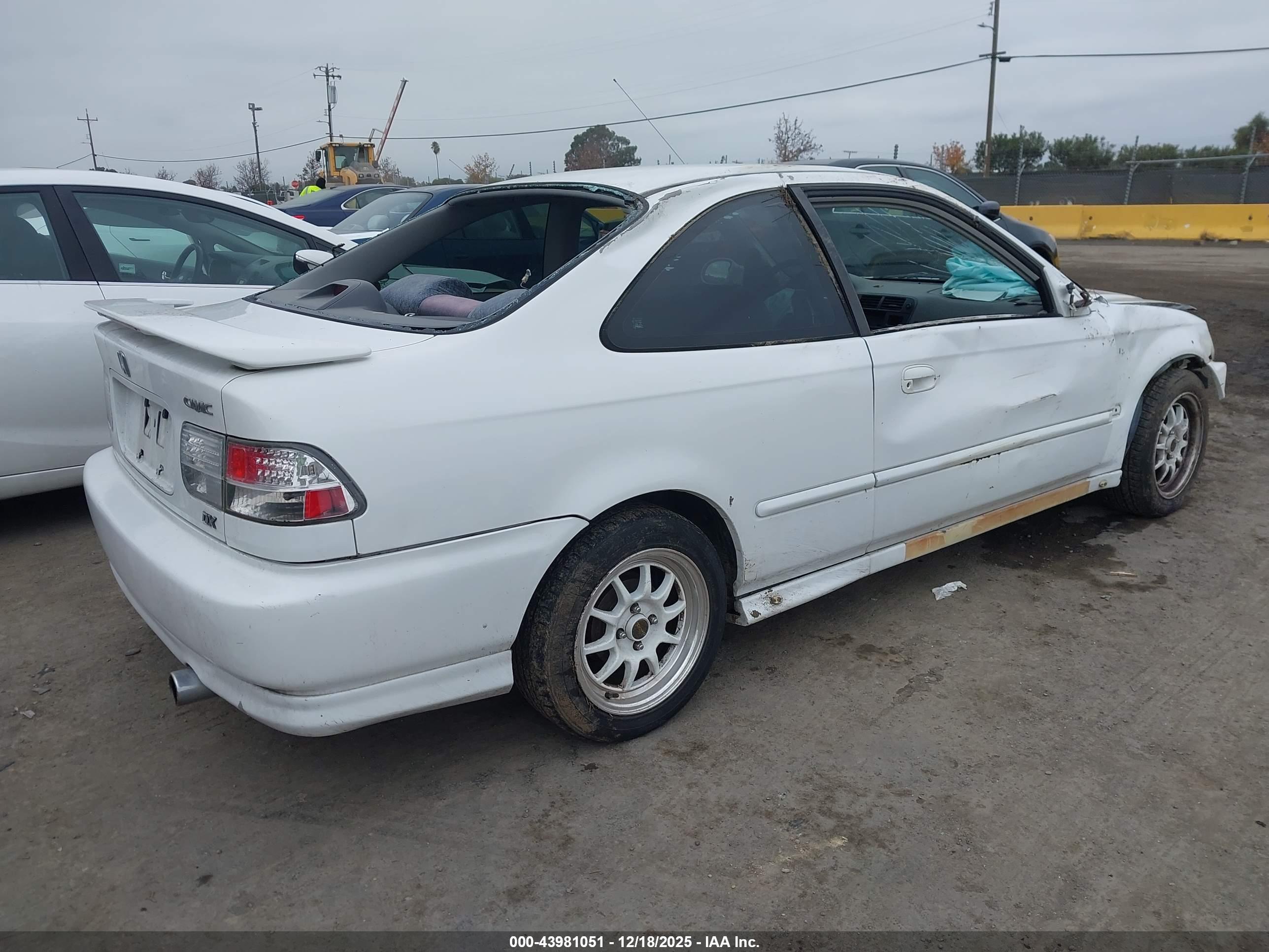 HONDA CIVIC image 4