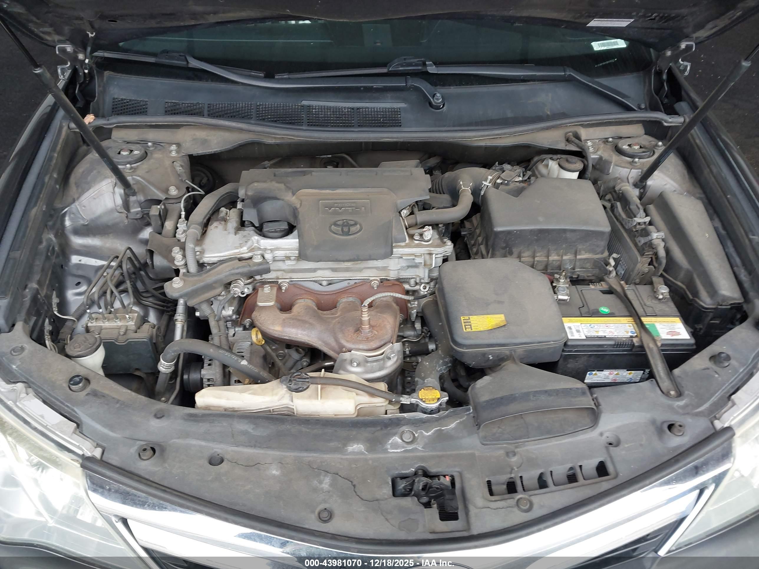 TOYOTA CAMRY image 10