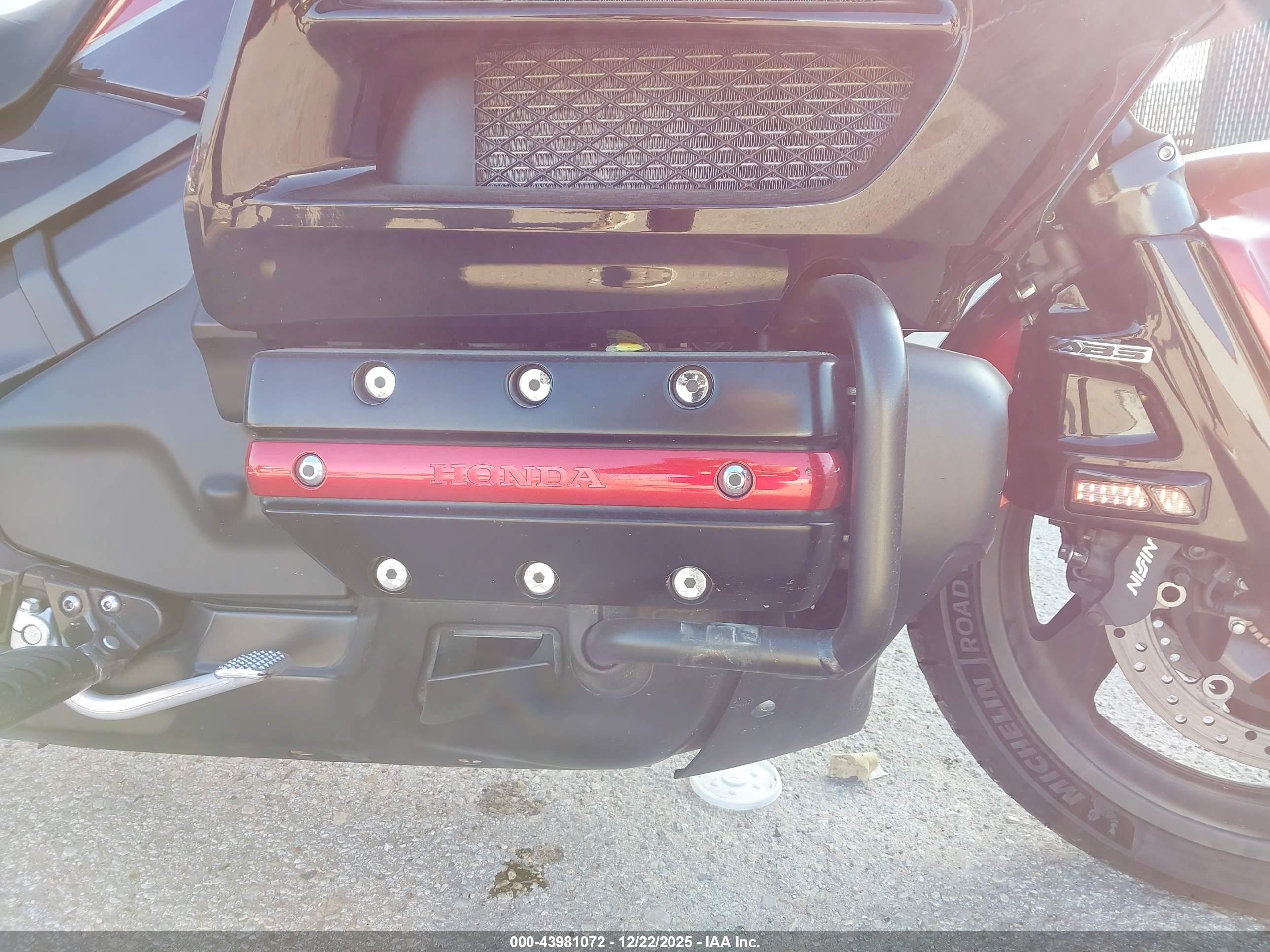 HONDA GL1800 image 8