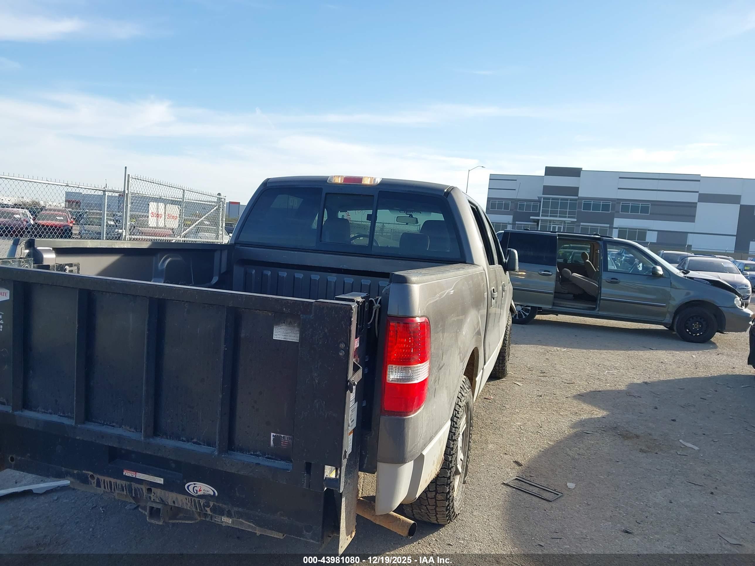 FORD F-150 image 4