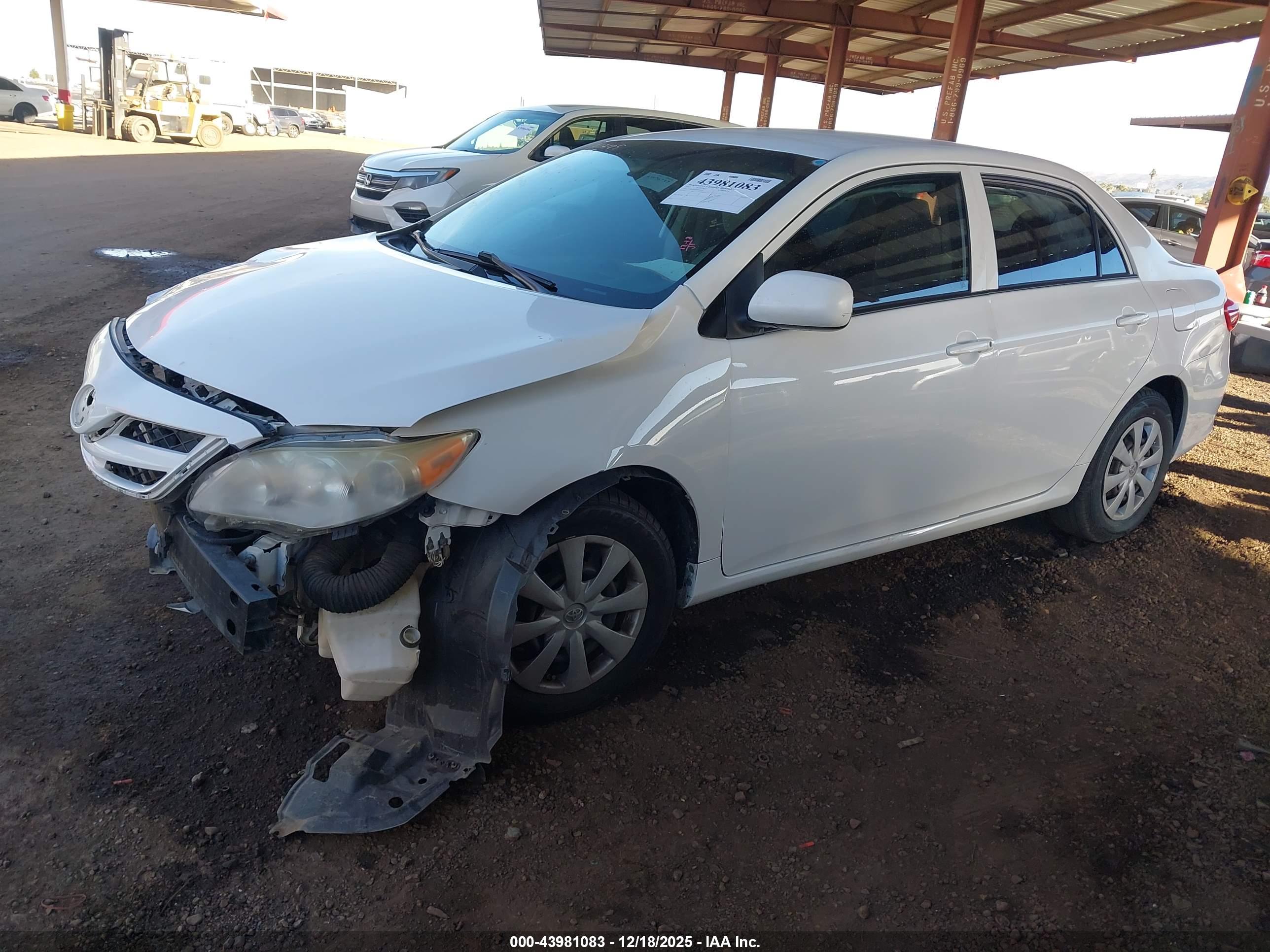 TOYOTA COROLLA image 2
