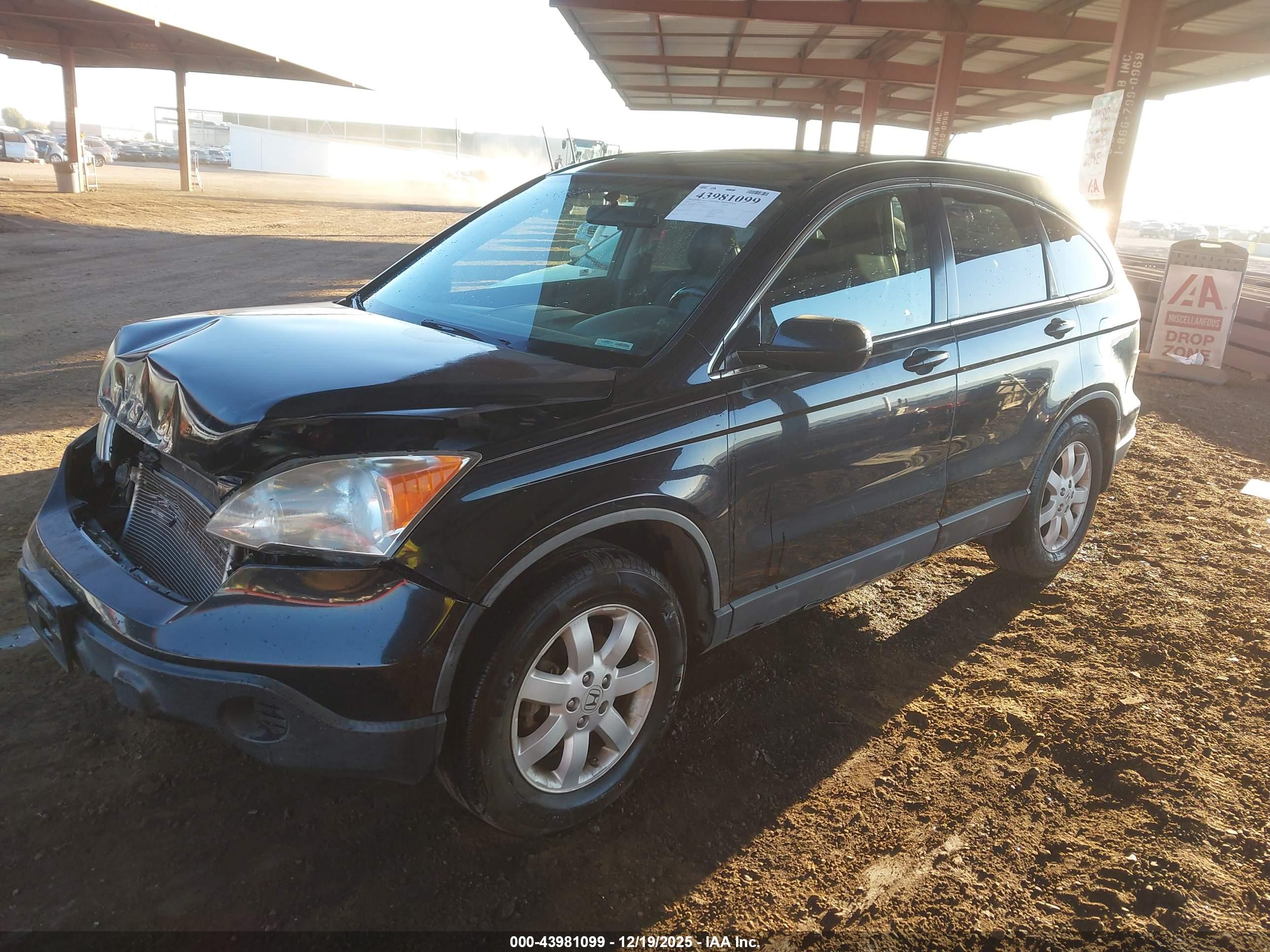 HONDA CR-V image 2