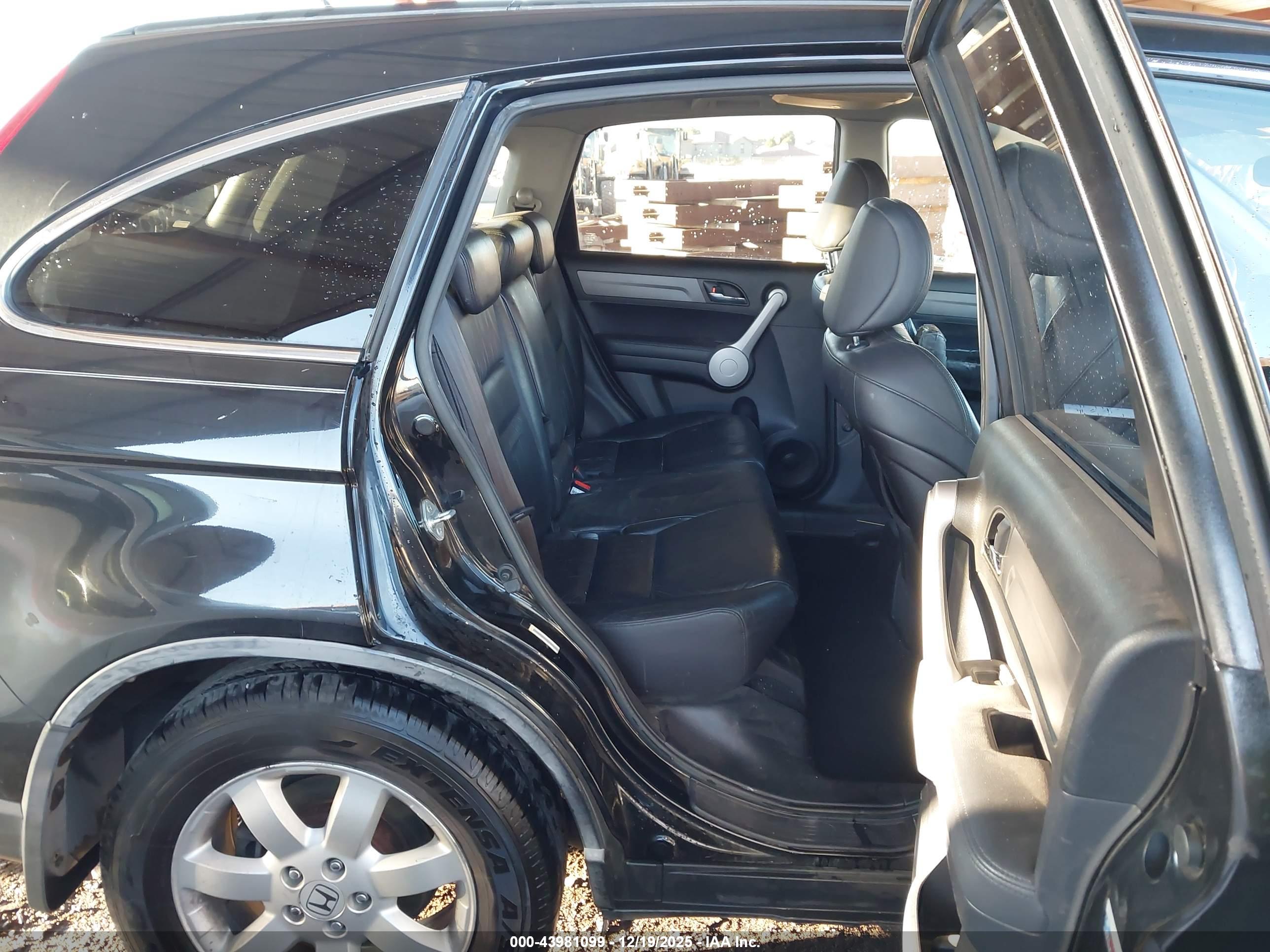 HONDA CR-V image 8