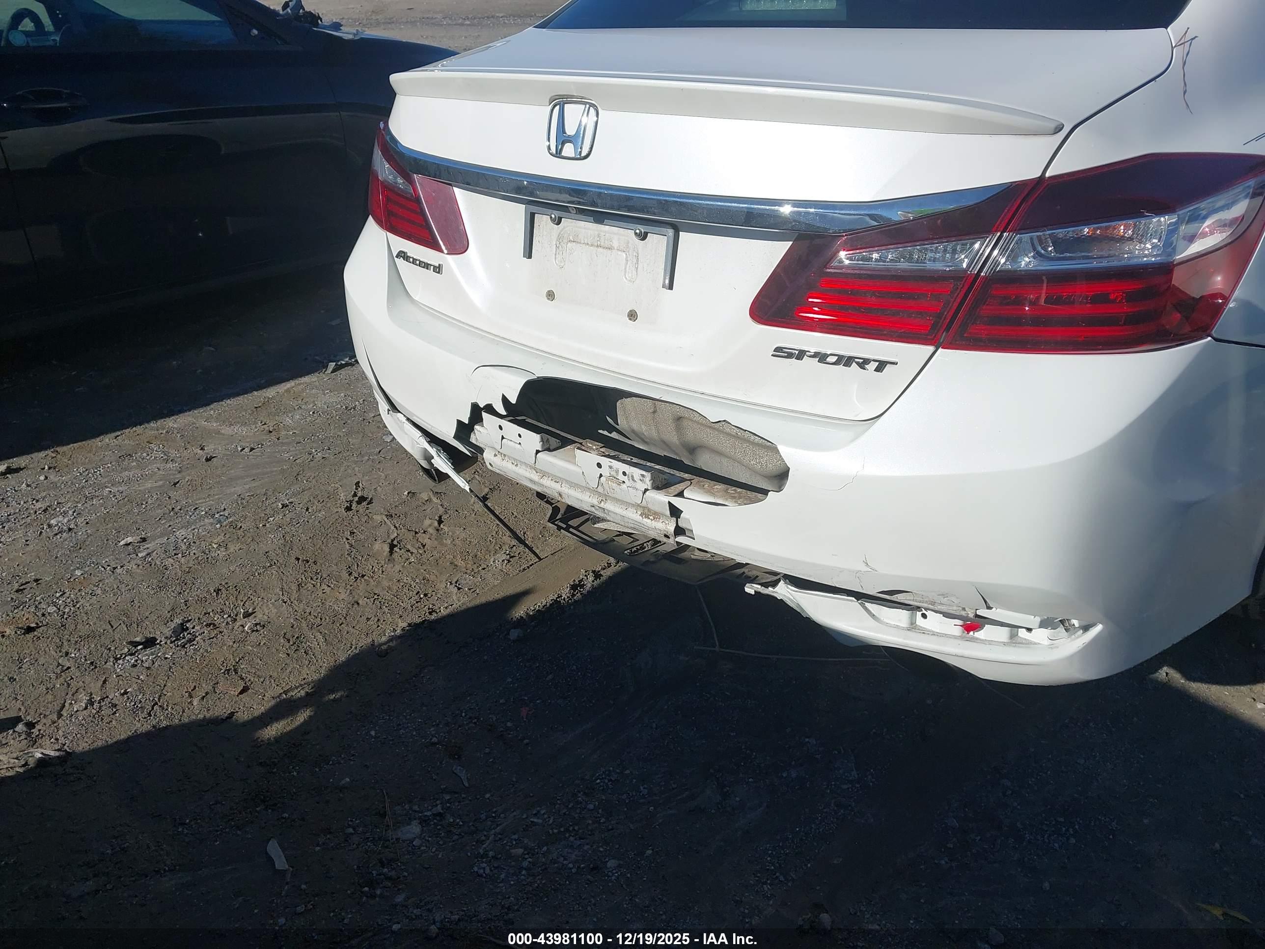 HONDA ACCORD image 6