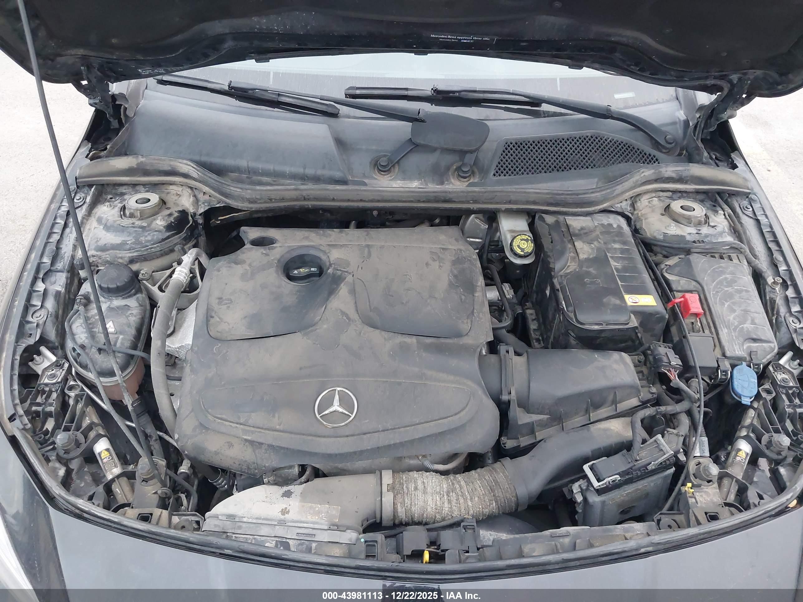 MERCEDES-BENZ CLA image 10