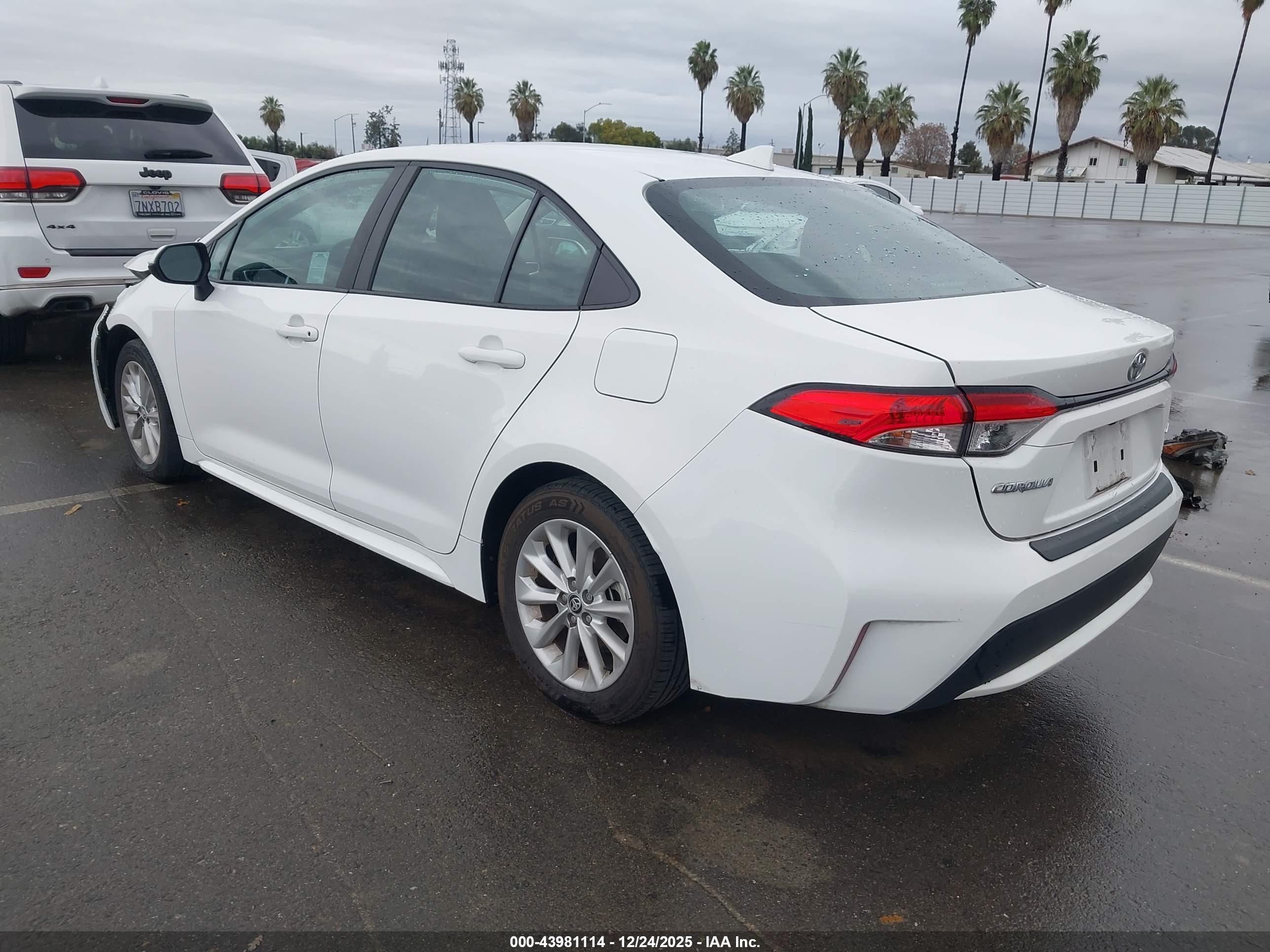 TOYOTA COROLLA image 3