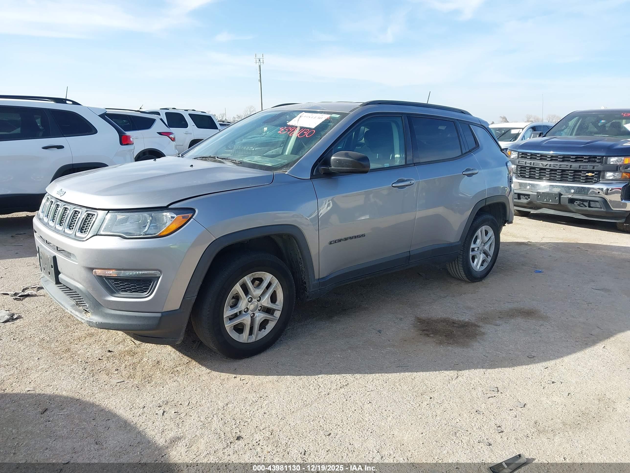 JEEP COMPASS image 2
