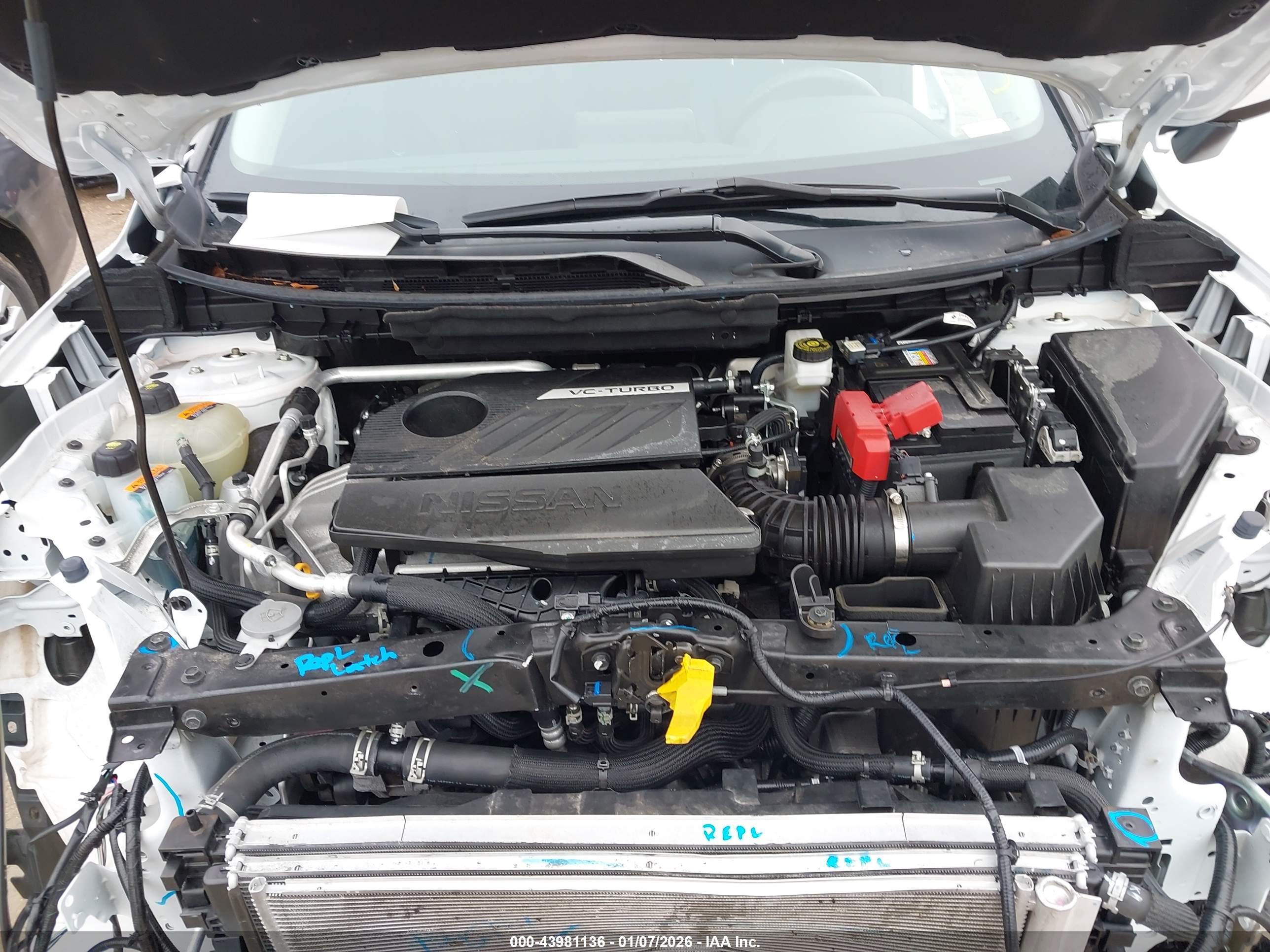 NISSAN ROGUE image 10