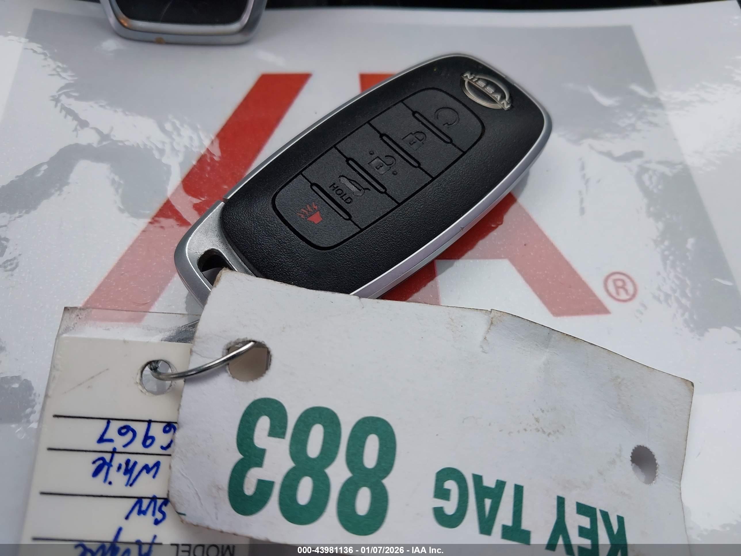 NISSAN ROGUE image 11
